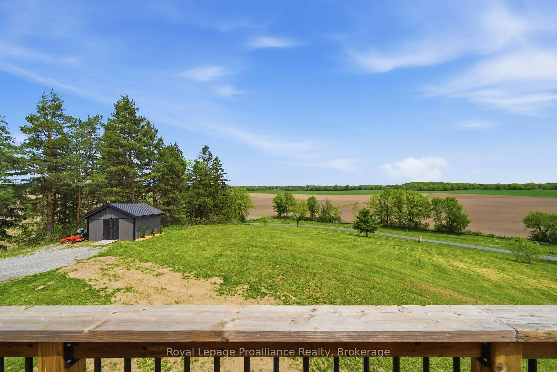 Photo 44 of 137 Windwhisper Drive, Belleville, Thurlow Ward — HOMEH