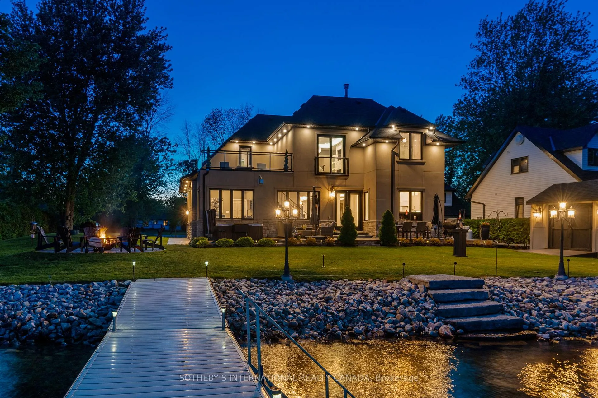Front of 137 Stinsons Bay Road