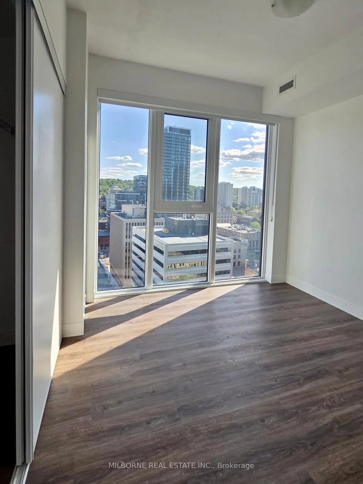 Photo 8 of Unit 1703 B, 22 Hughson Street, Hamilton, Beasley — HOMEH