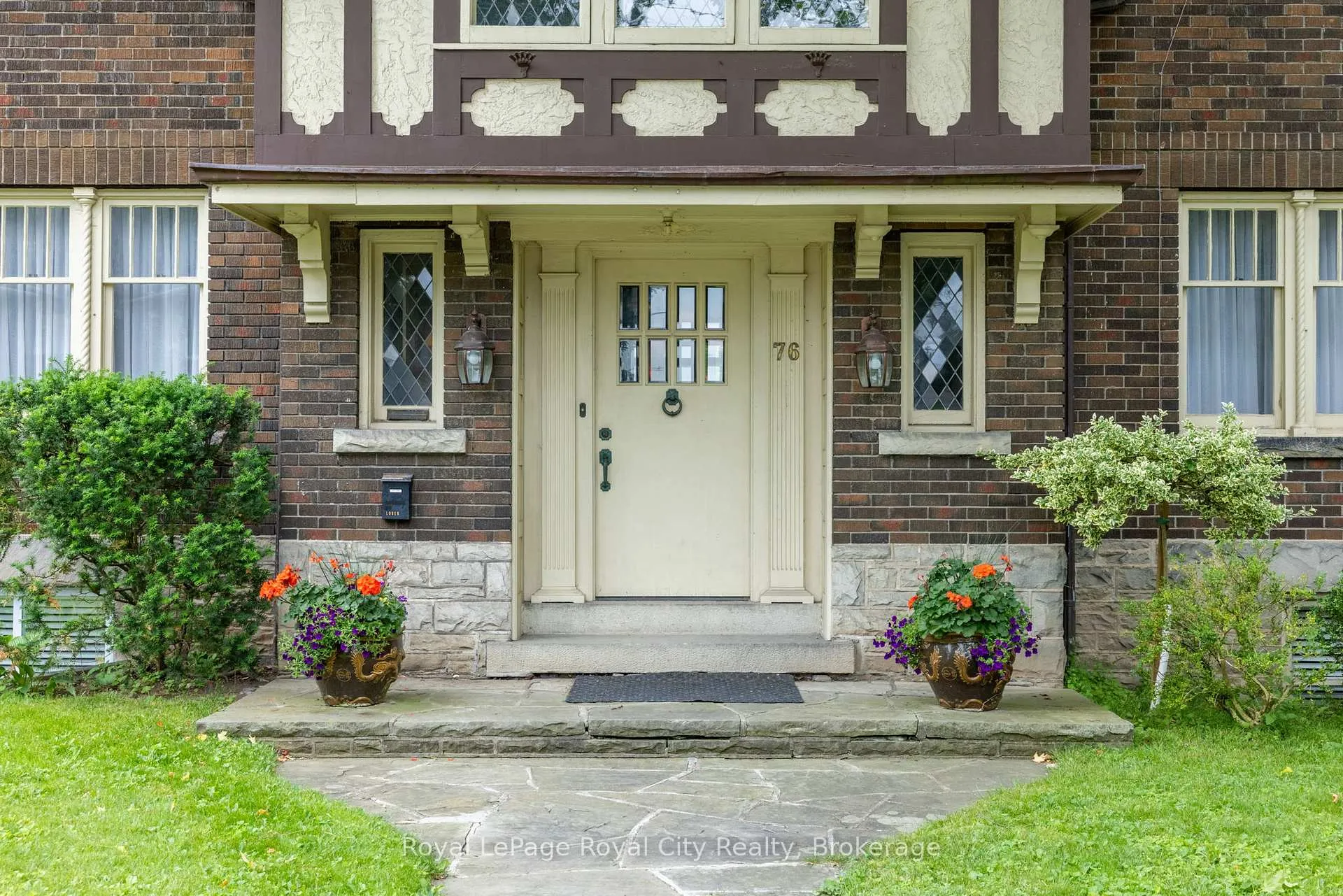 Photo 2 of 76 London Road W, Guelph, Exhibition Park — HOMEH