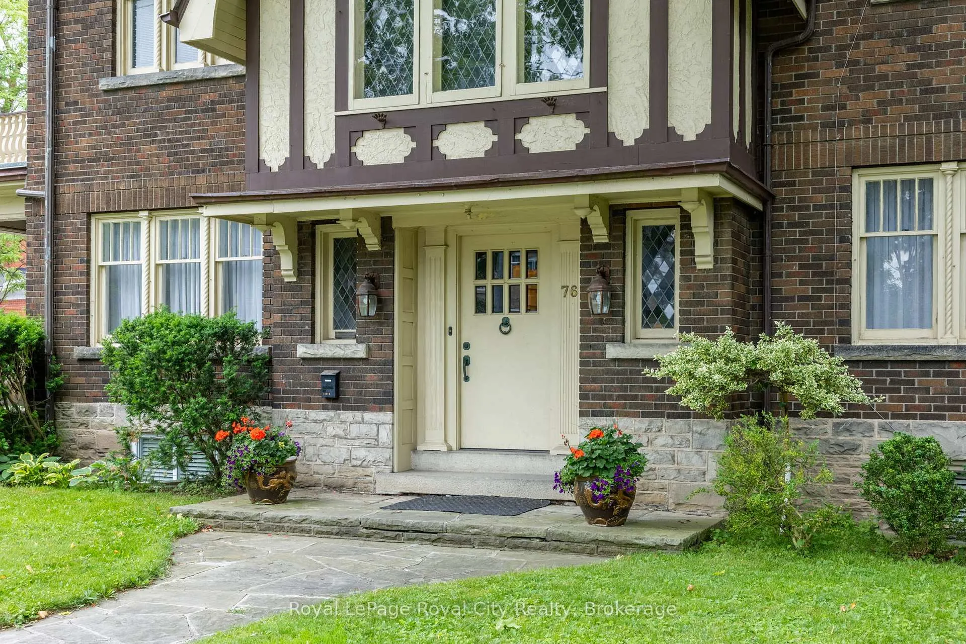 Photo 39 of 76 London Road W, Guelph, Exhibition Park — HOMEH