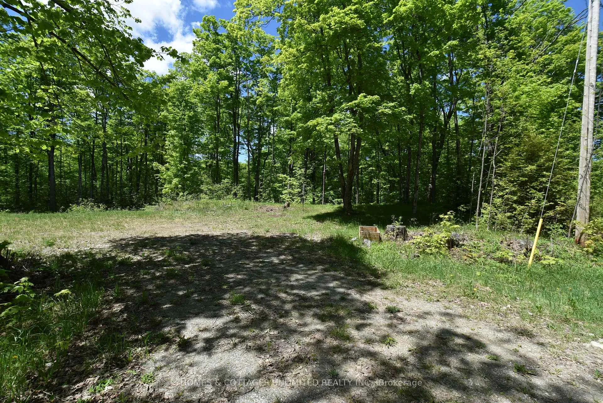 Photo 4 of 1046 S Bush Road, Frontenac, Frontenac North — HOMEH