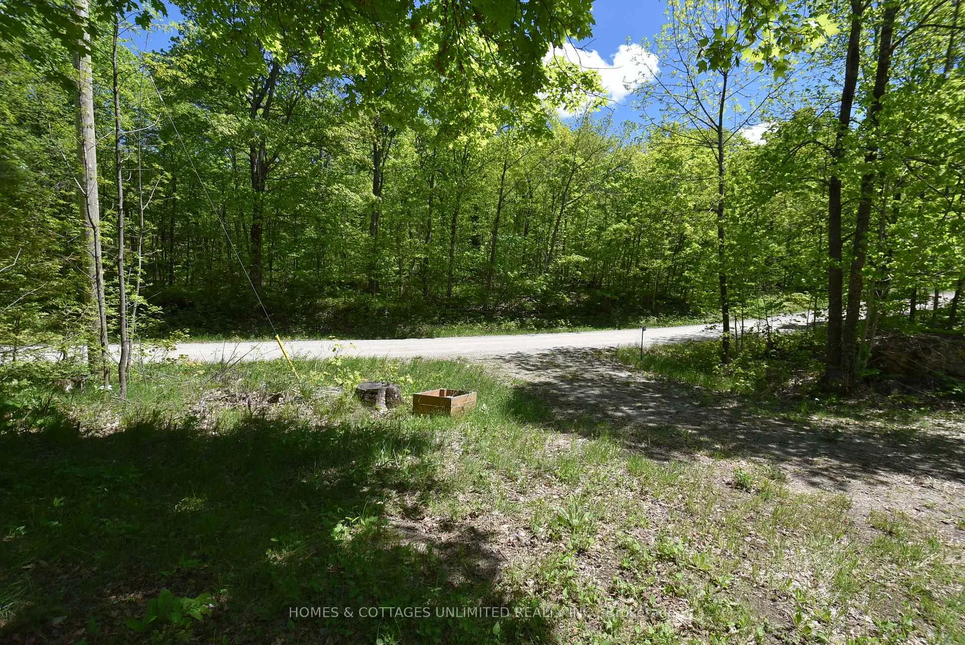 Photo 6 of 1046 S Bush Road, Frontenac, Frontenac North — HOMEH