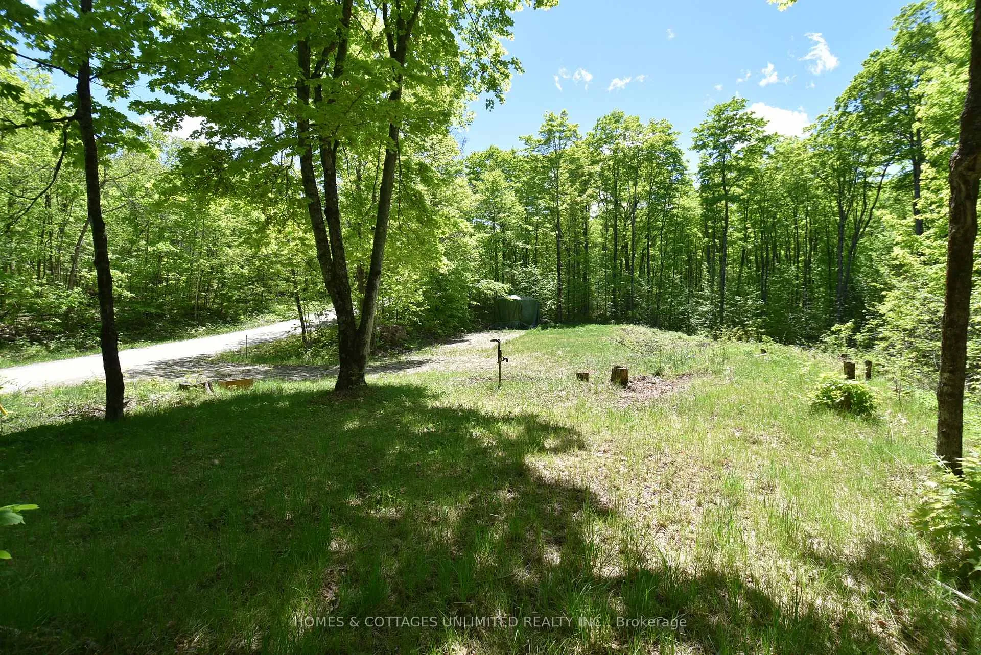 Photo 7 of 1046 S Bush Road, Frontenac, Frontenac North — HOMEH