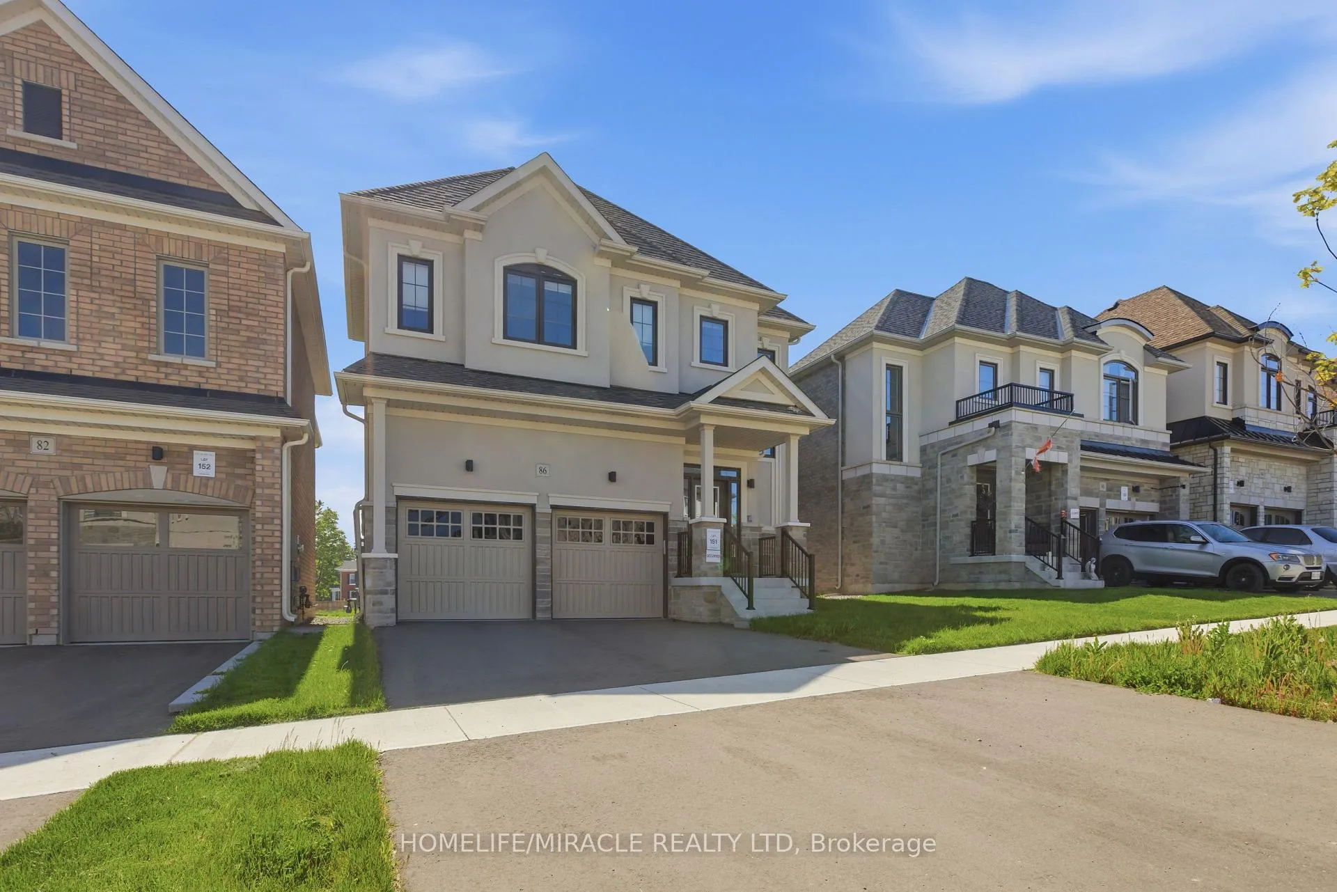 Photo 2 of 86 Belmont Drive, Clarington, Newcastle — HOMEH