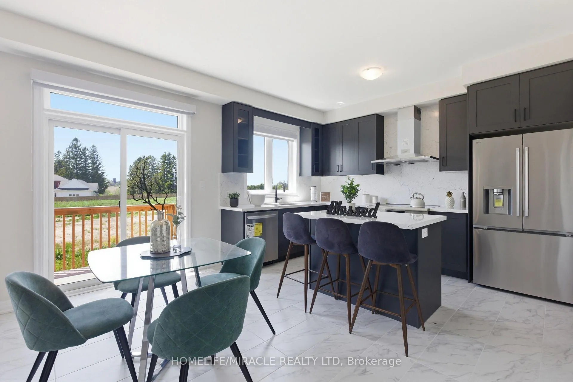 Photo 11 of 86 Belmont Drive, Clarington, Newcastle — HOMEH