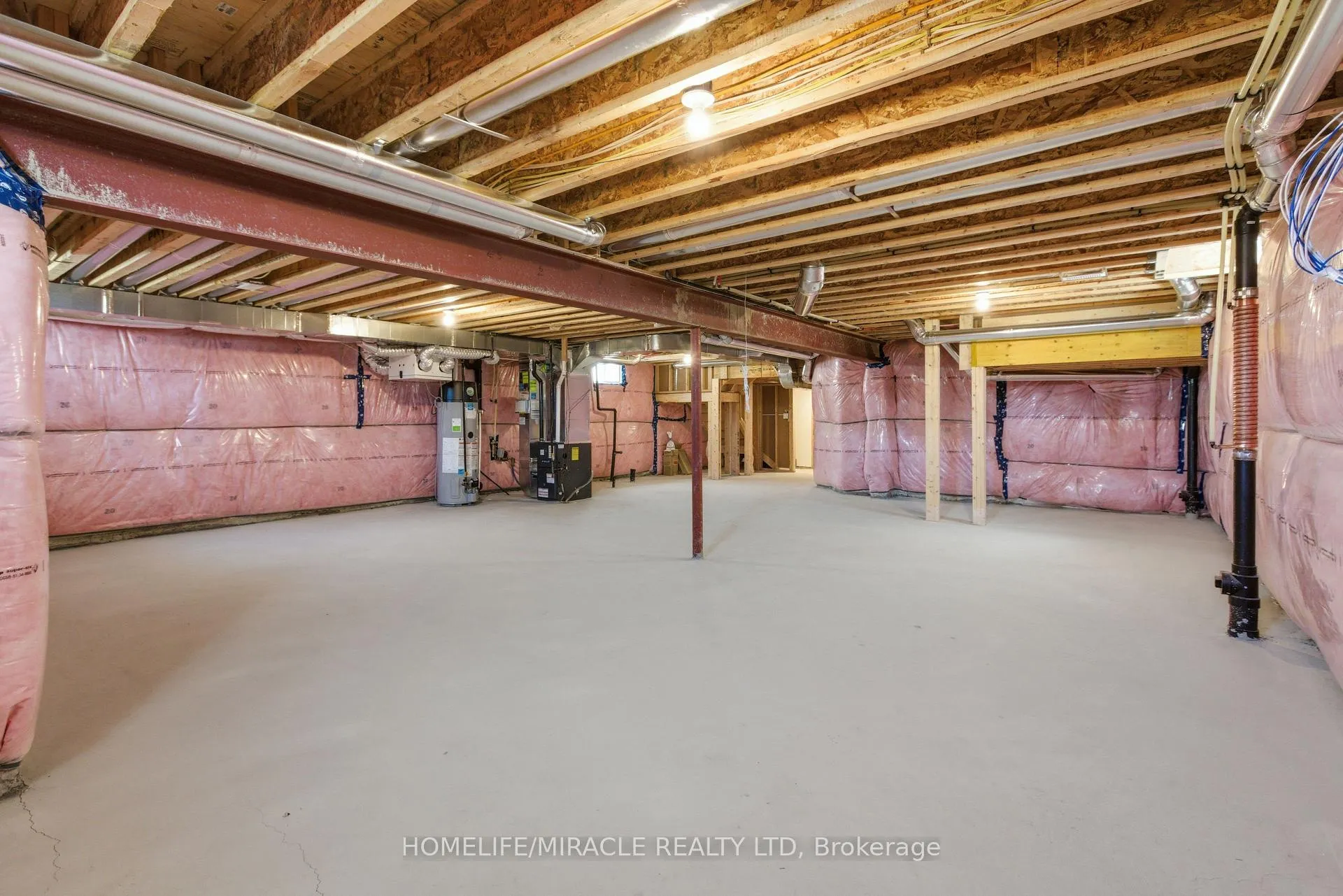 Photo 28 of 86 Belmont Drive, Clarington, Newcastle — HOMEH