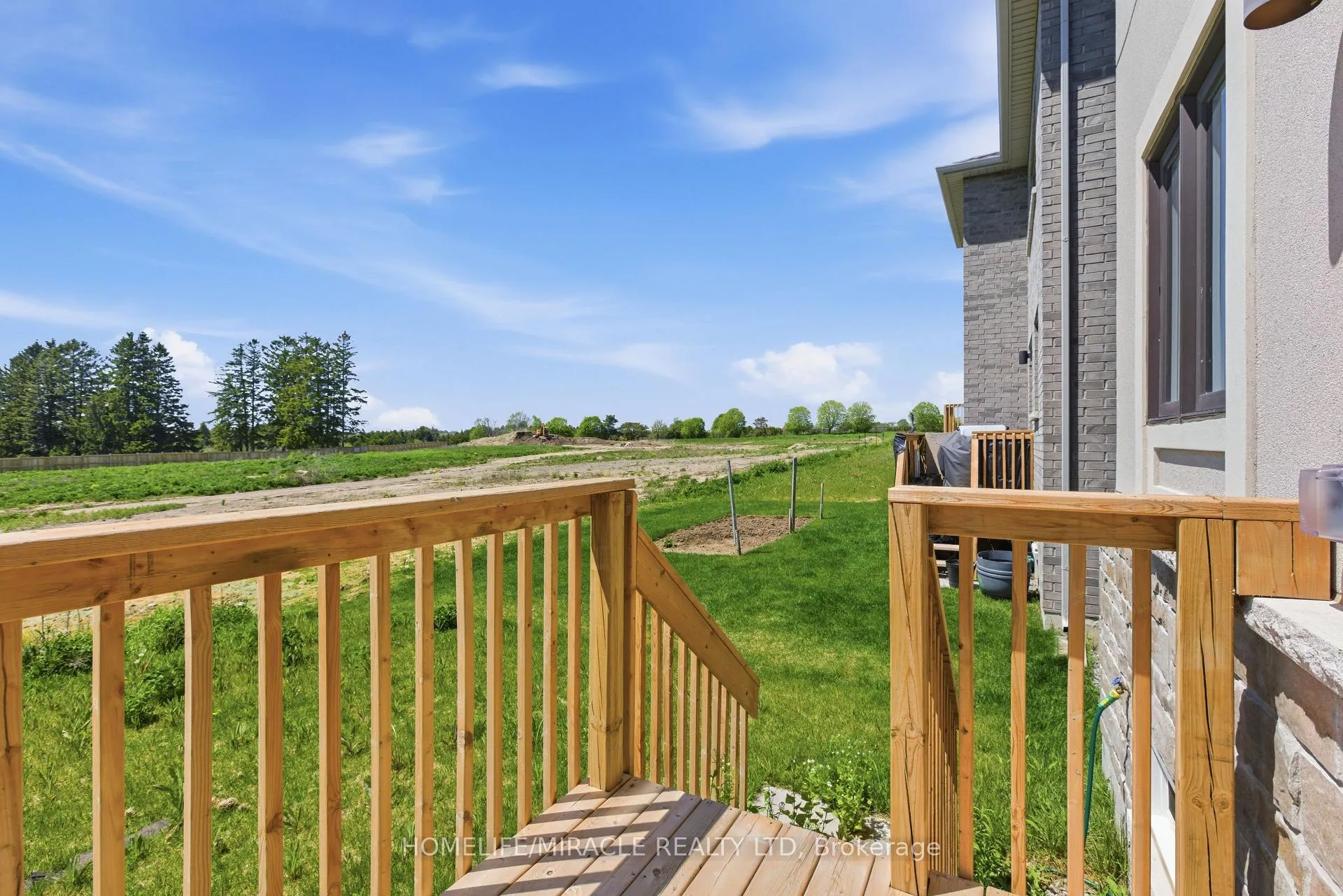 Photo 37 of 86 Belmont Drive, Clarington, Newcastle — HOMEH