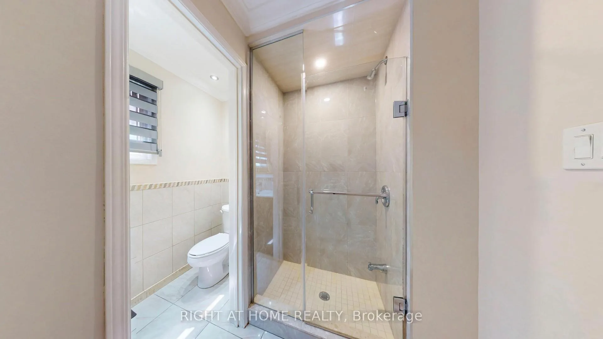 Photo 12 of 9 Hania Terrace, Scarborough, Highland Creek — HOMEH