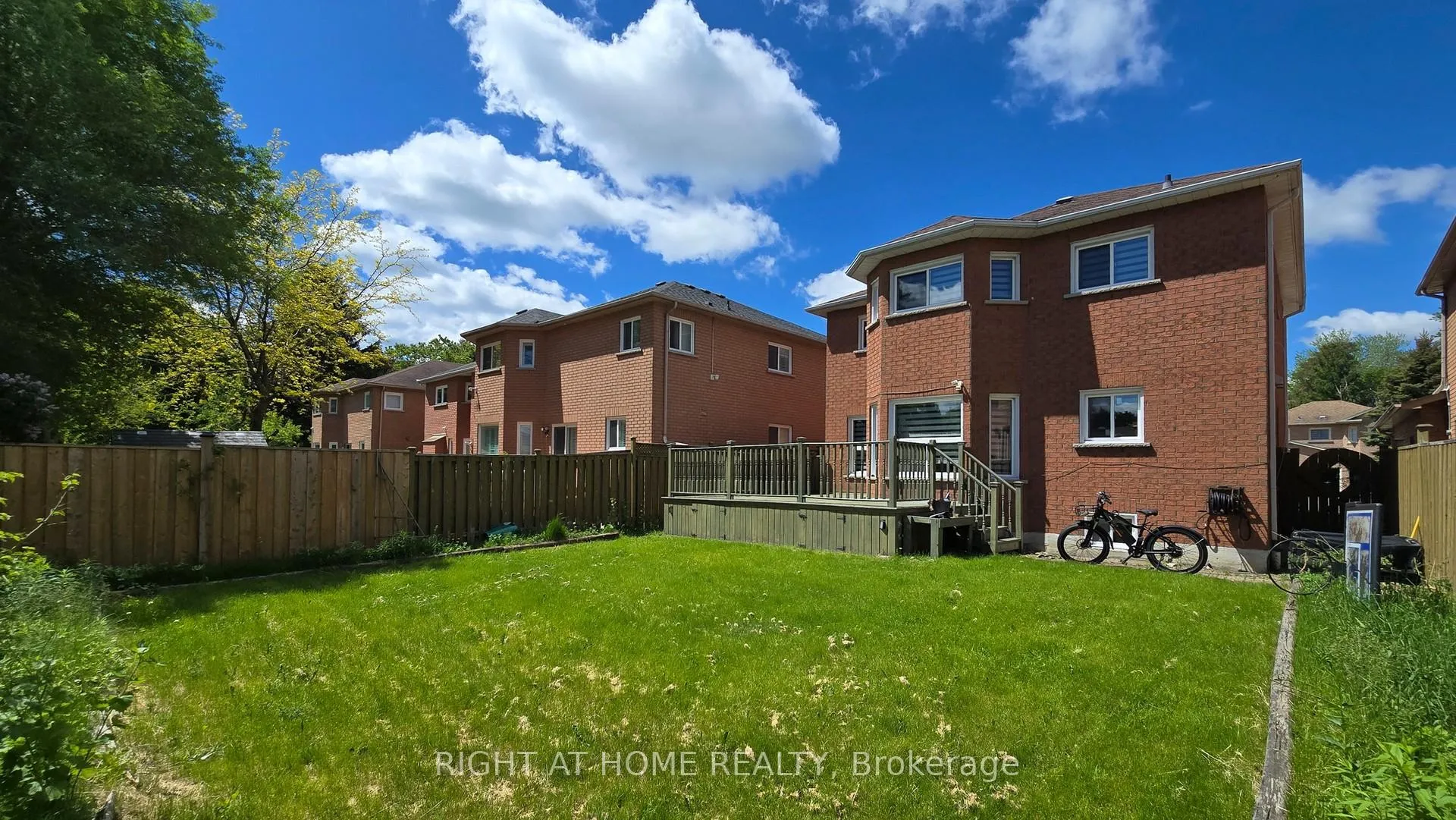 Photo 34 of 9 Hania Terrace, Scarborough, Highland Creek — HOMEH