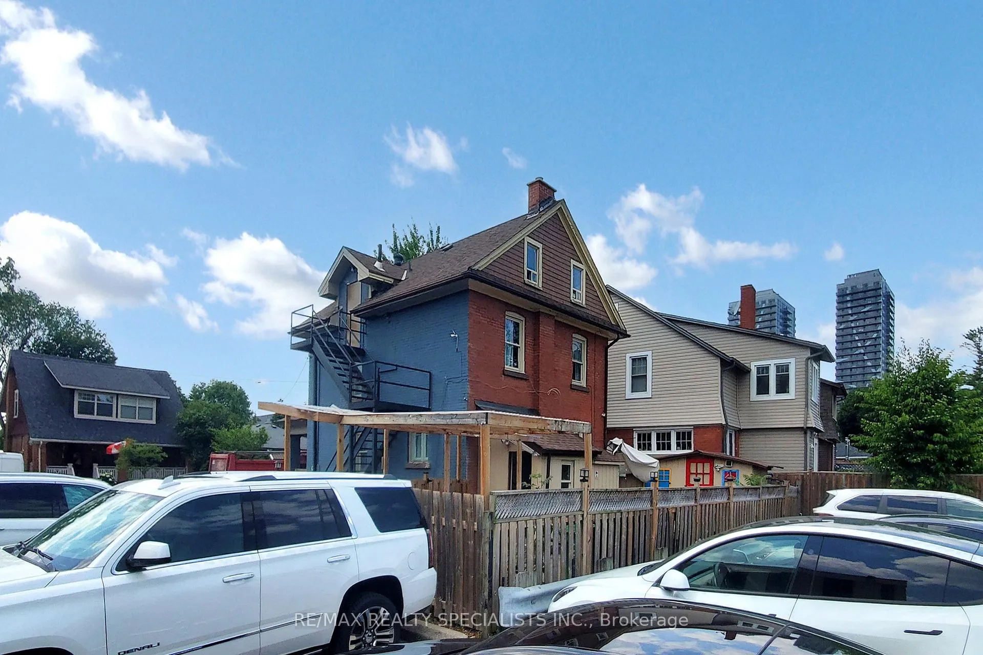 Photo 27 of 8 Mill Street N, Brampton, Downtown Brampton — HOMEH
