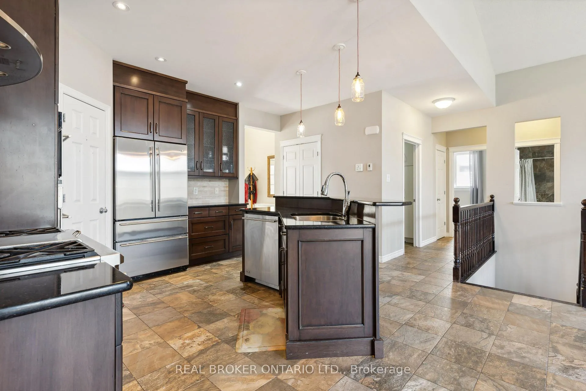 Photo 13 of 51 Waterside Drive, Carleton Place — HOMEH