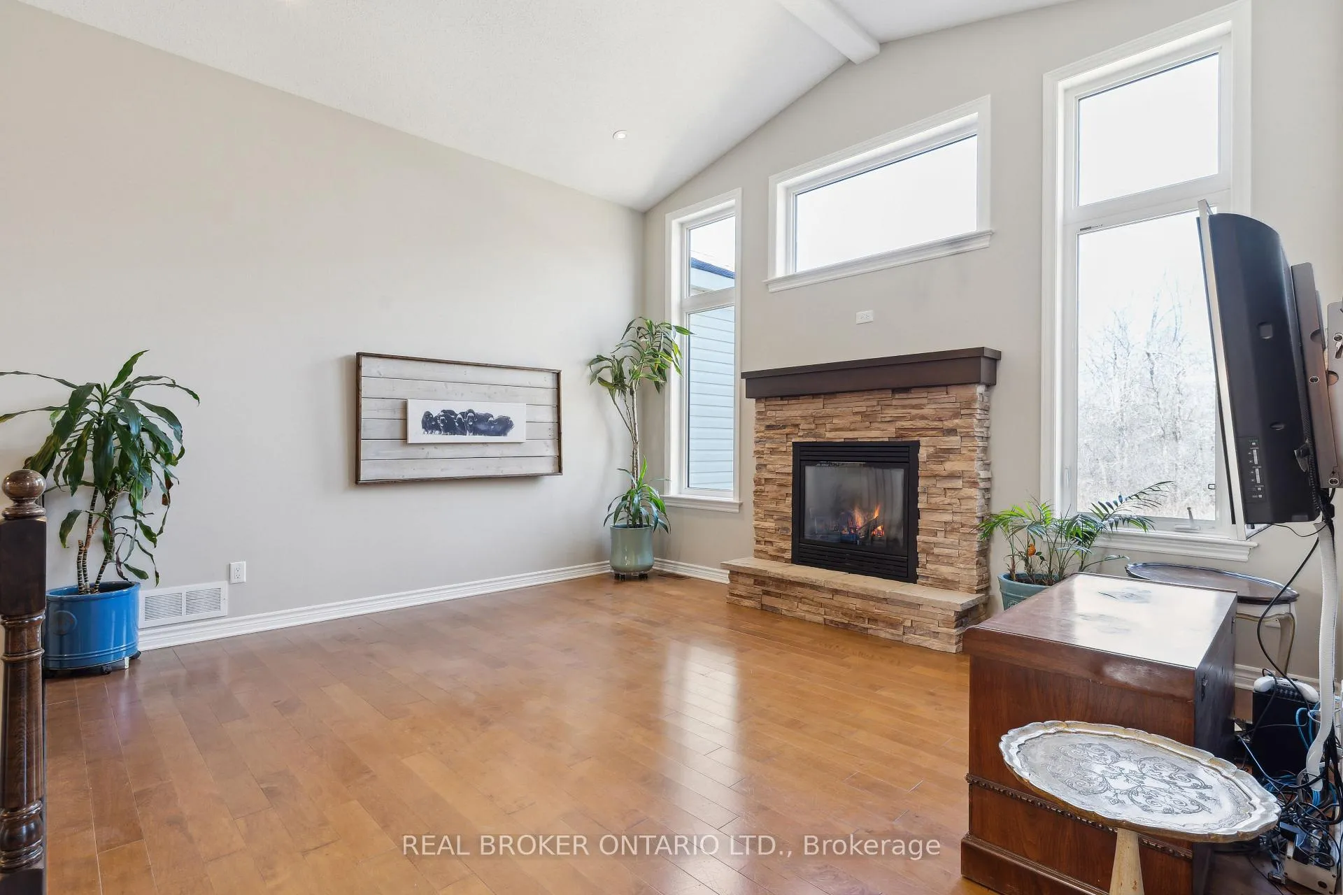 Photo 22 of 51 Waterside Drive, Carleton Place — HOMEH