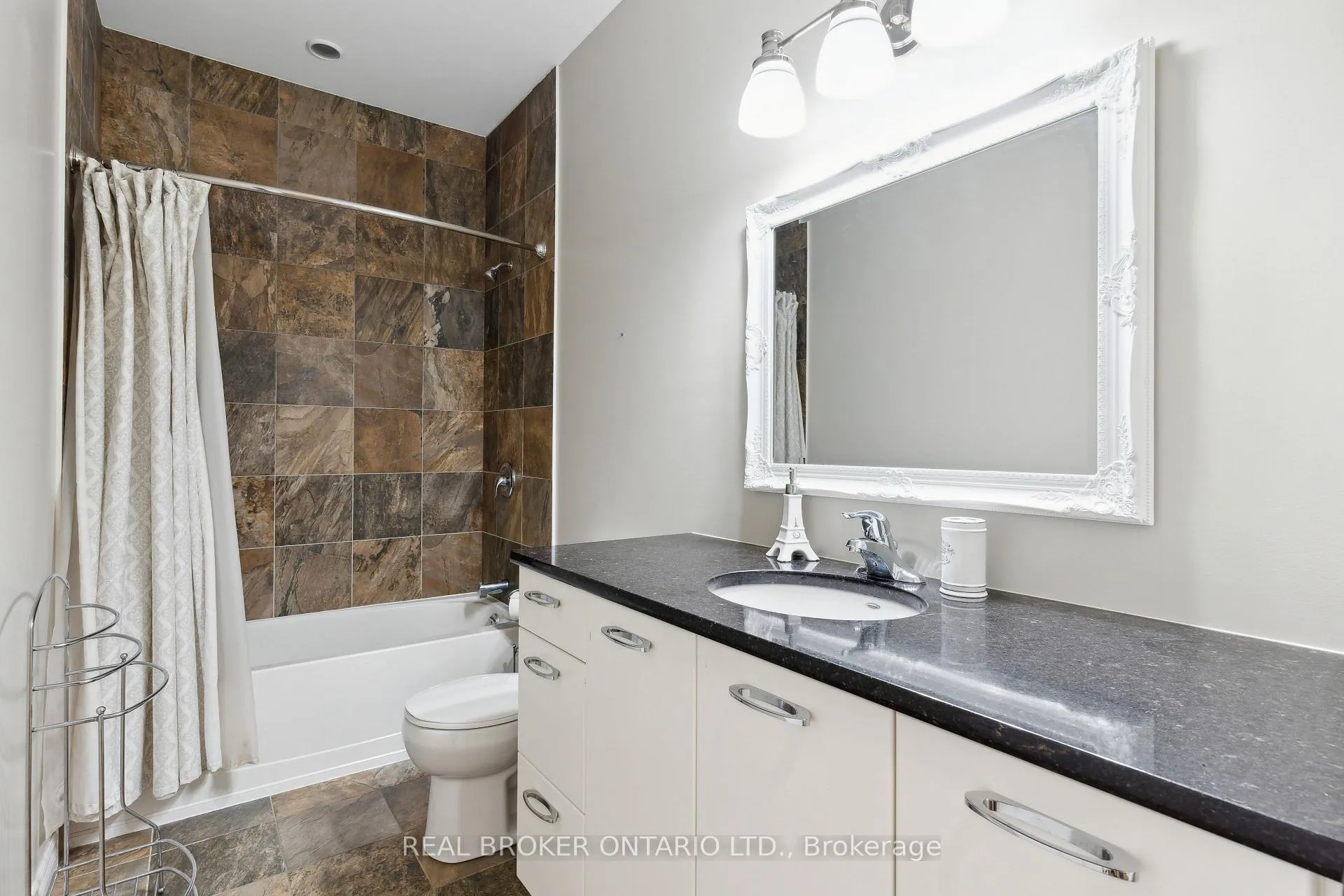 Photo 30 of 51 Waterside Drive, Carleton Place — HOMEH