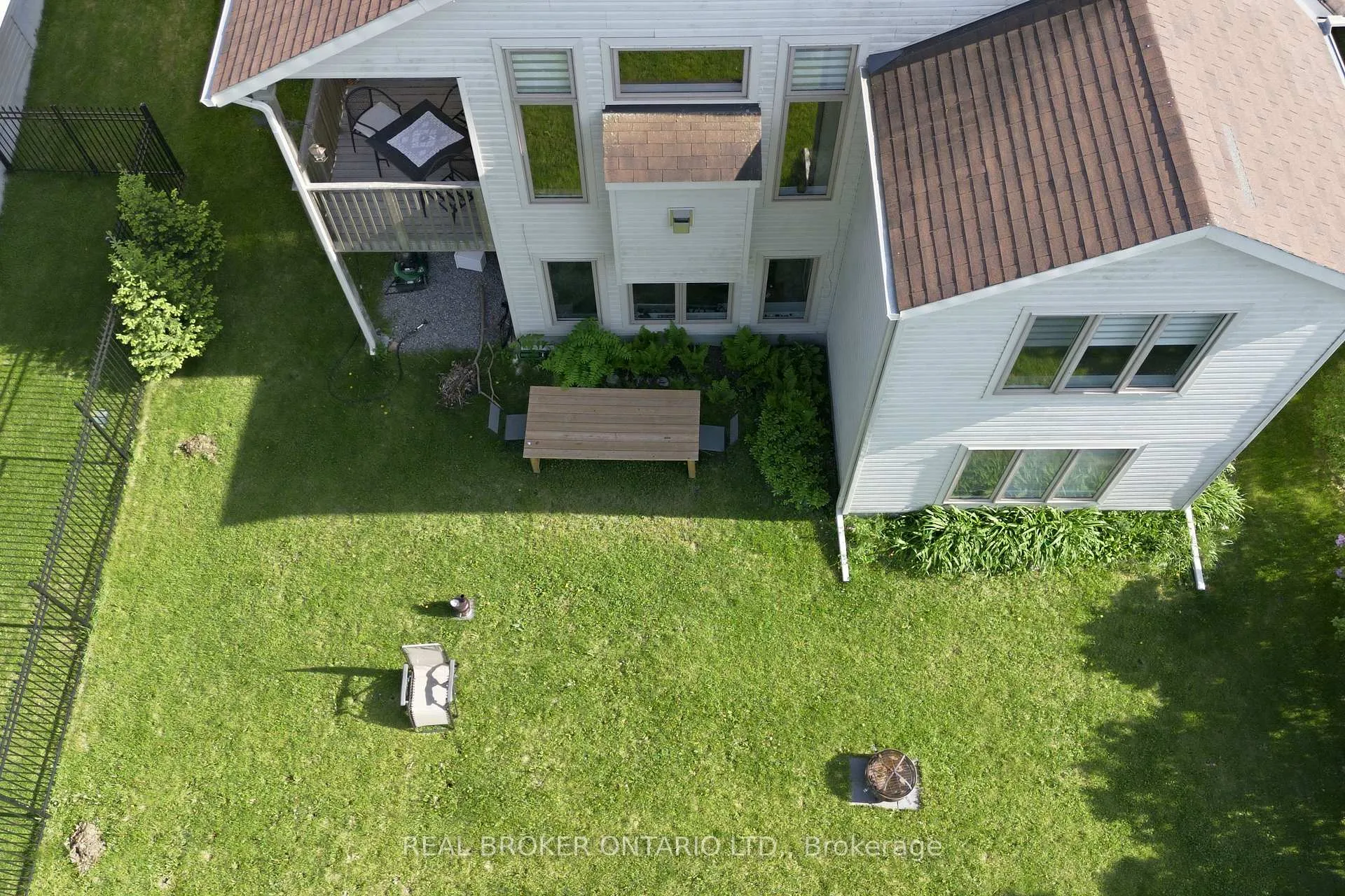 Photo 44 of 51 Waterside Drive, Carleton Place — HOMEH