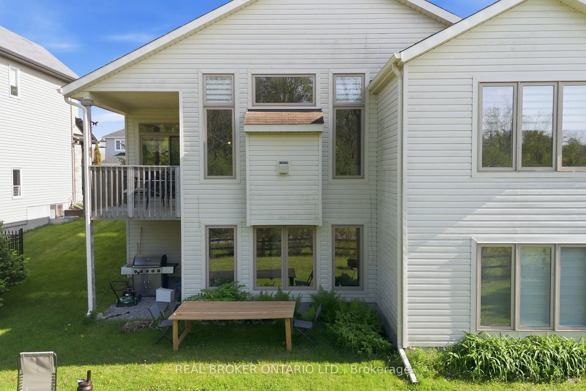 Photo 45 of 51 Waterside Drive, Carleton Place — HOMEH