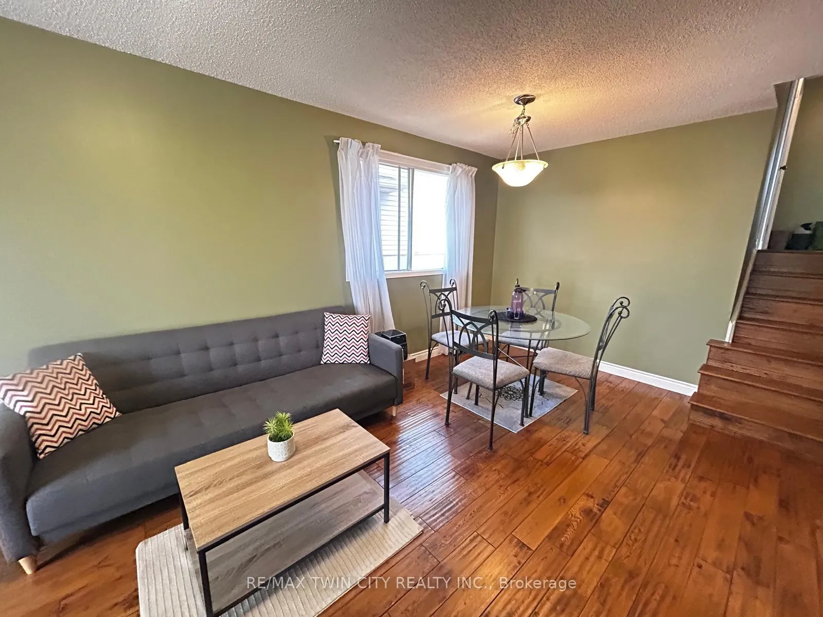 Photo 6 of 254 Camille Crescent, Waterloo — HOMEH