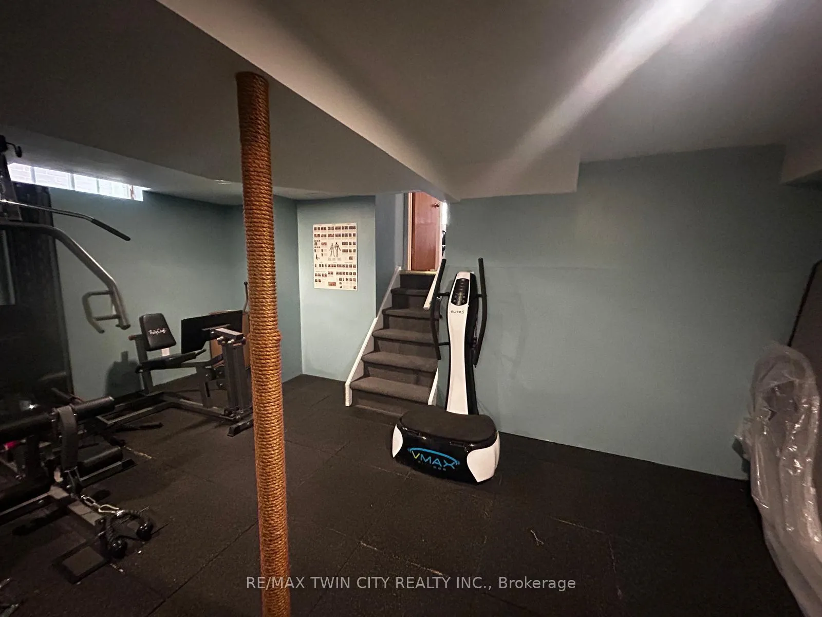 Photo 28 of 254 Camille Crescent, Waterloo — HOMEH