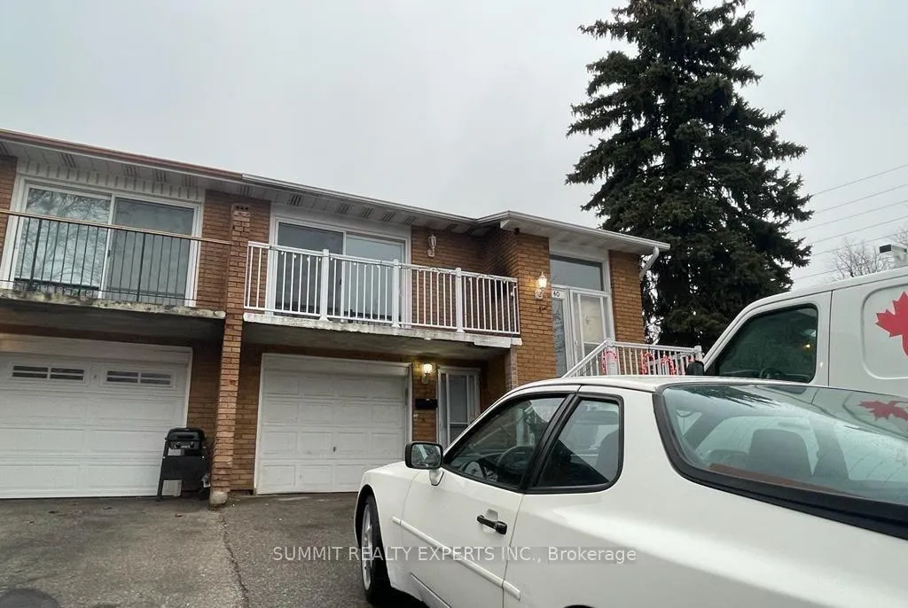 Front of 40 Thorsby Court