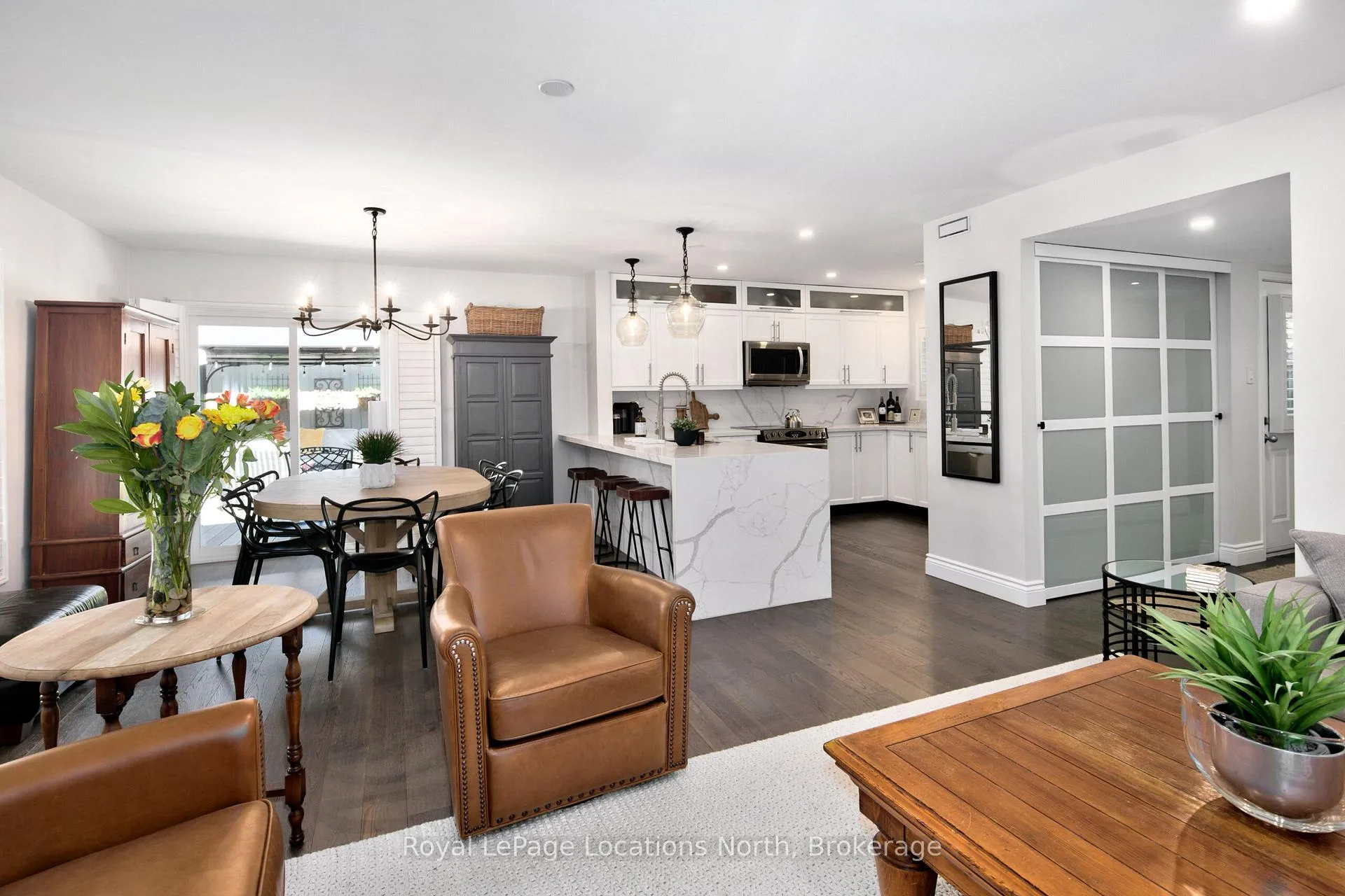 Photo 8 of 417 Mariners Way, Collingwood — HOMEH