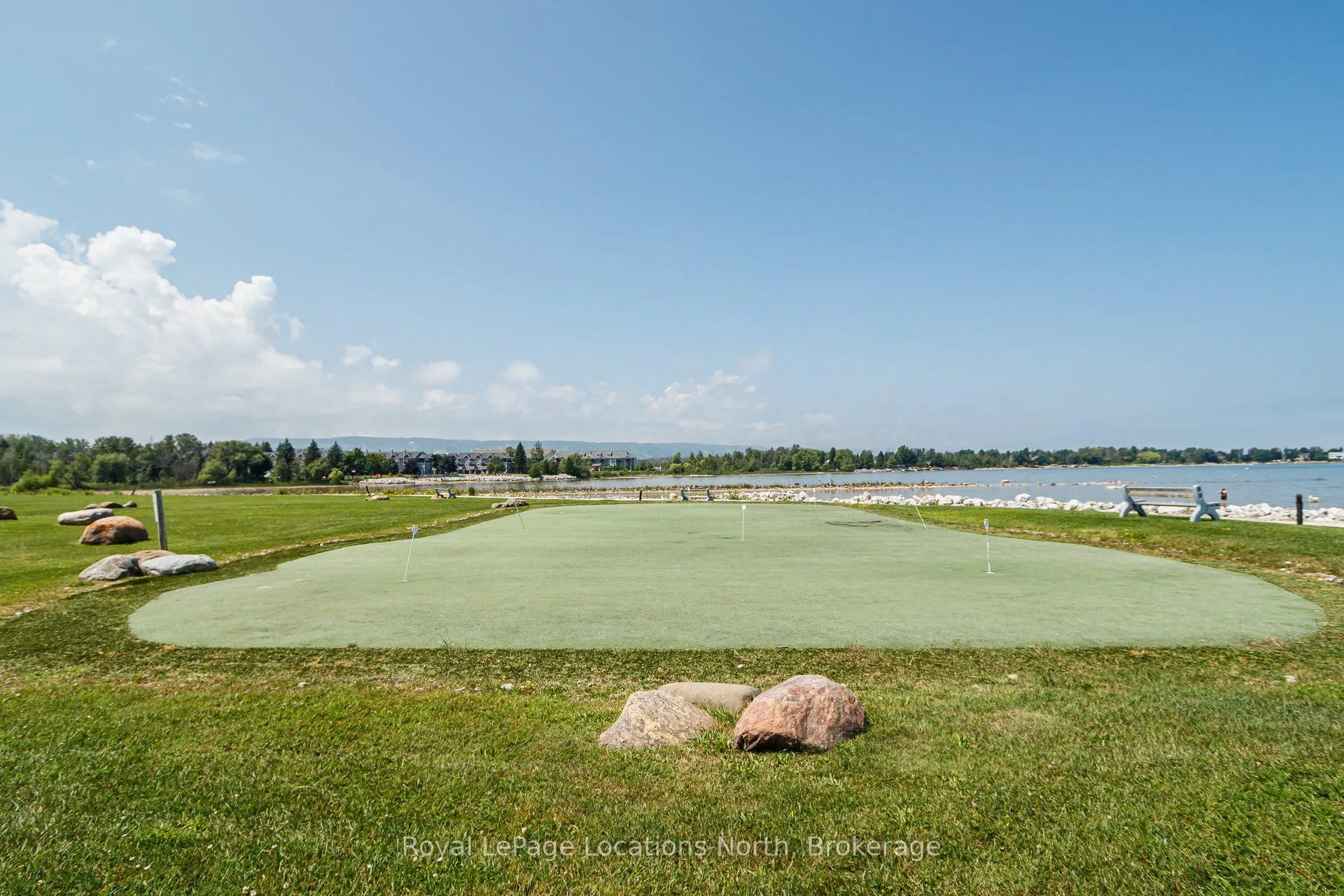 Photo 35 of 417 Mariners Way, Collingwood — HOMEH
