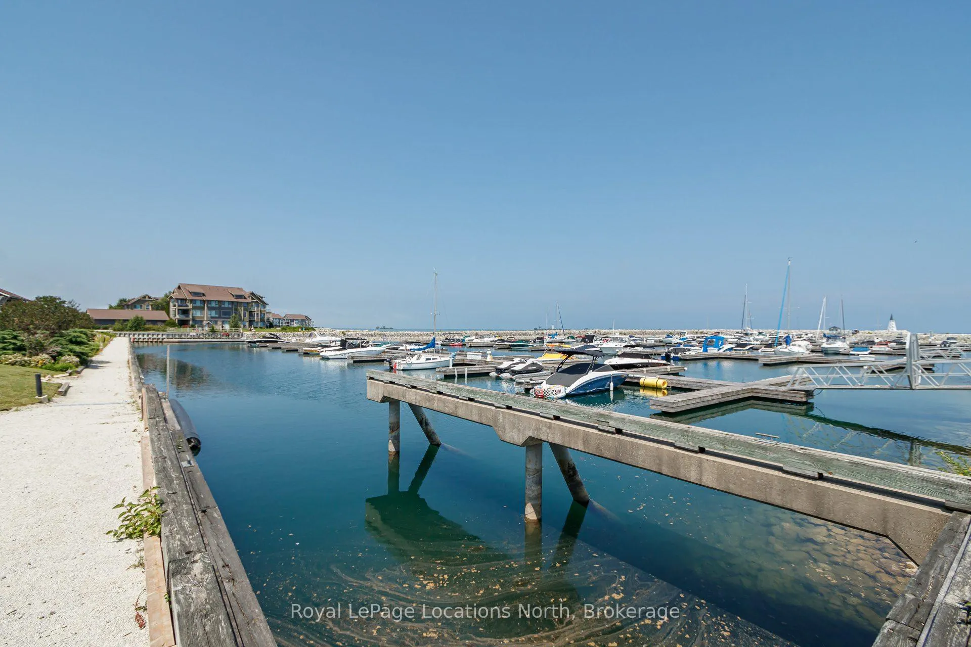 Photo 39 of 417 Mariners Way, Collingwood — HOMEH