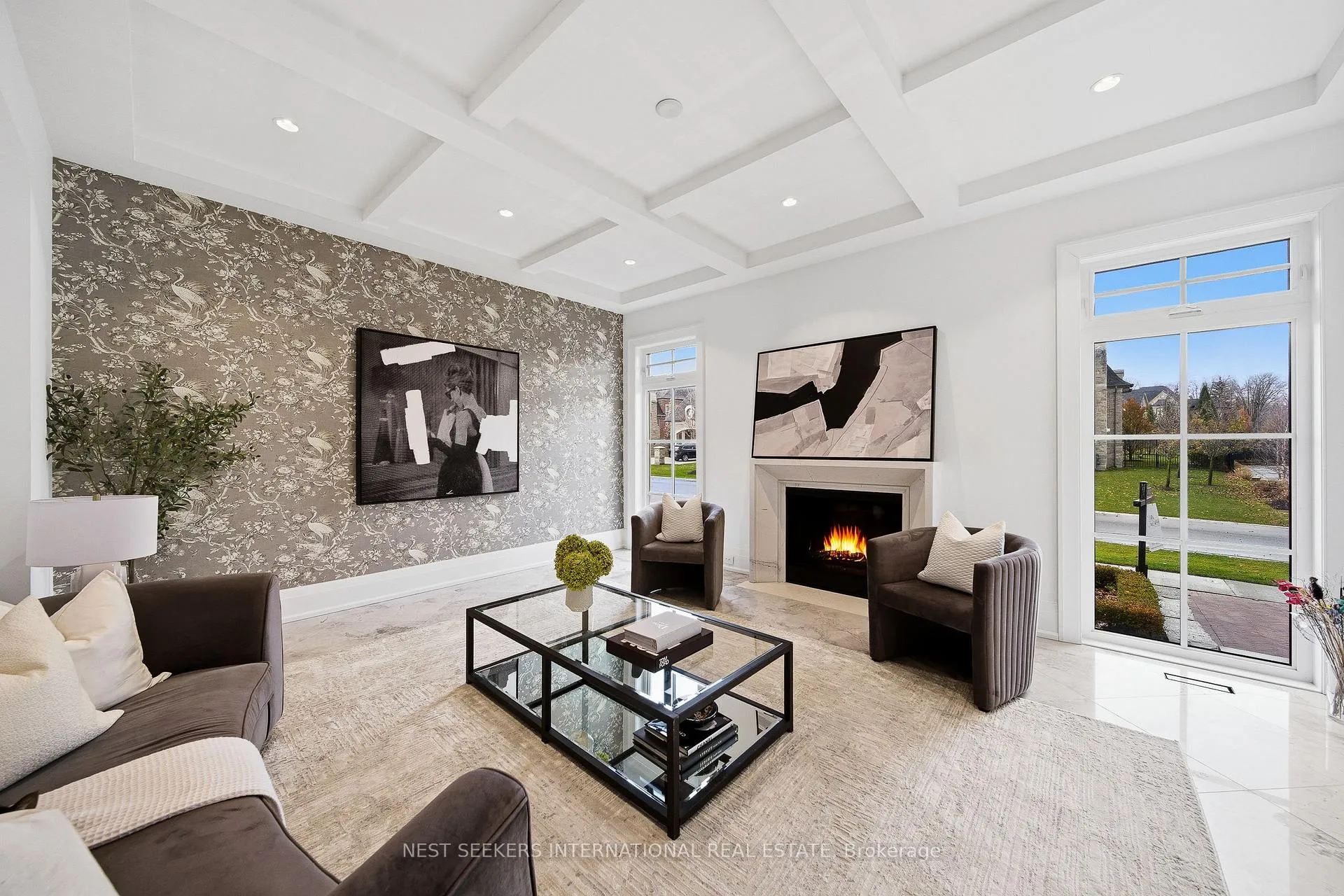 Photo 5 of 165 Northern Pines Boulevard, Vaughan, Kleinburg — HOMEH