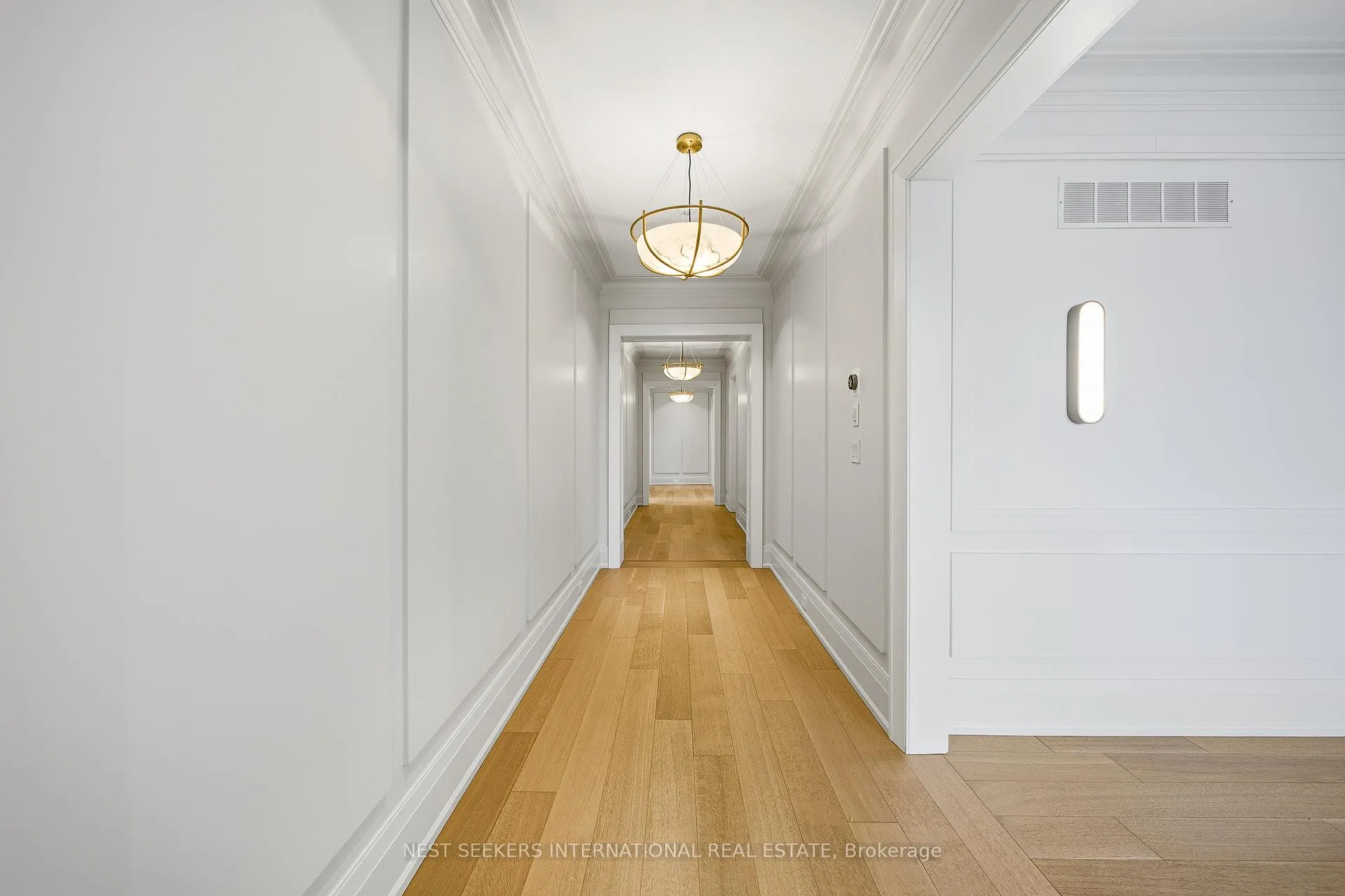 Photo 25 of 165 Northern Pines Boulevard, Vaughan, Kleinburg — HOMEH