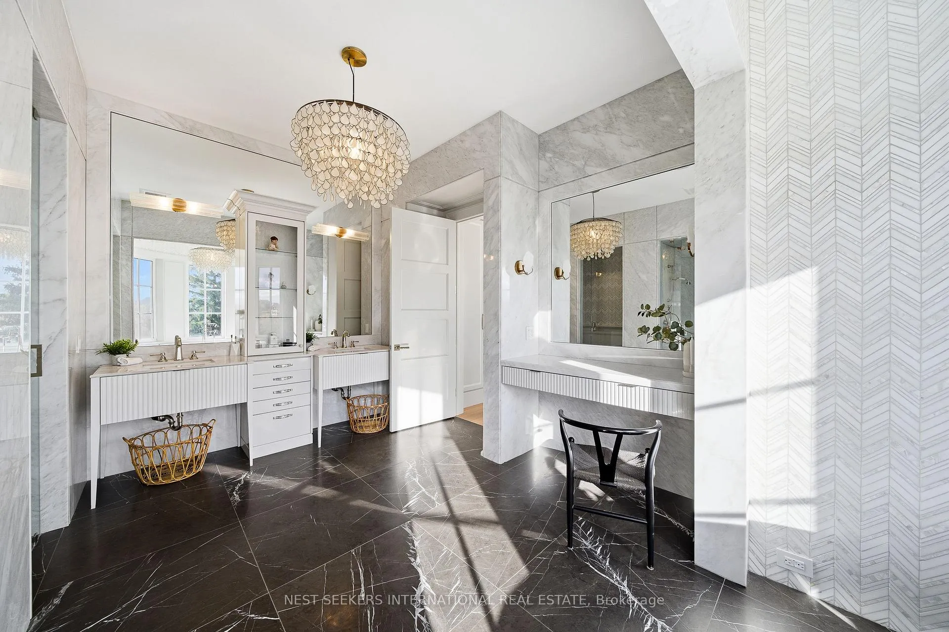 Photo 30 of 165 Northern Pines Boulevard, Vaughan, Kleinburg — HOMEH