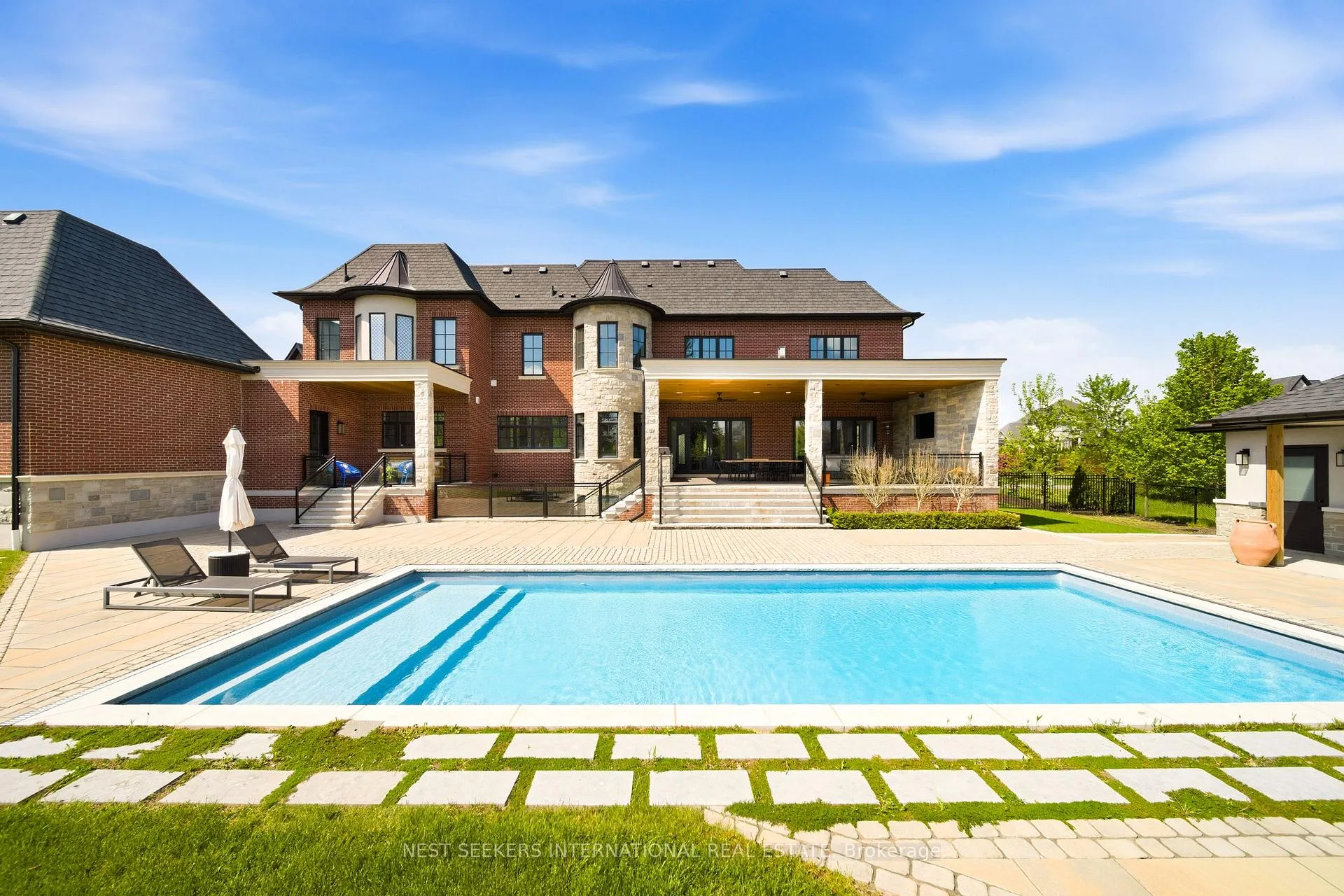 Photo 41 of 165 Northern Pines Boulevard, Vaughan, Kleinburg — HOMEH