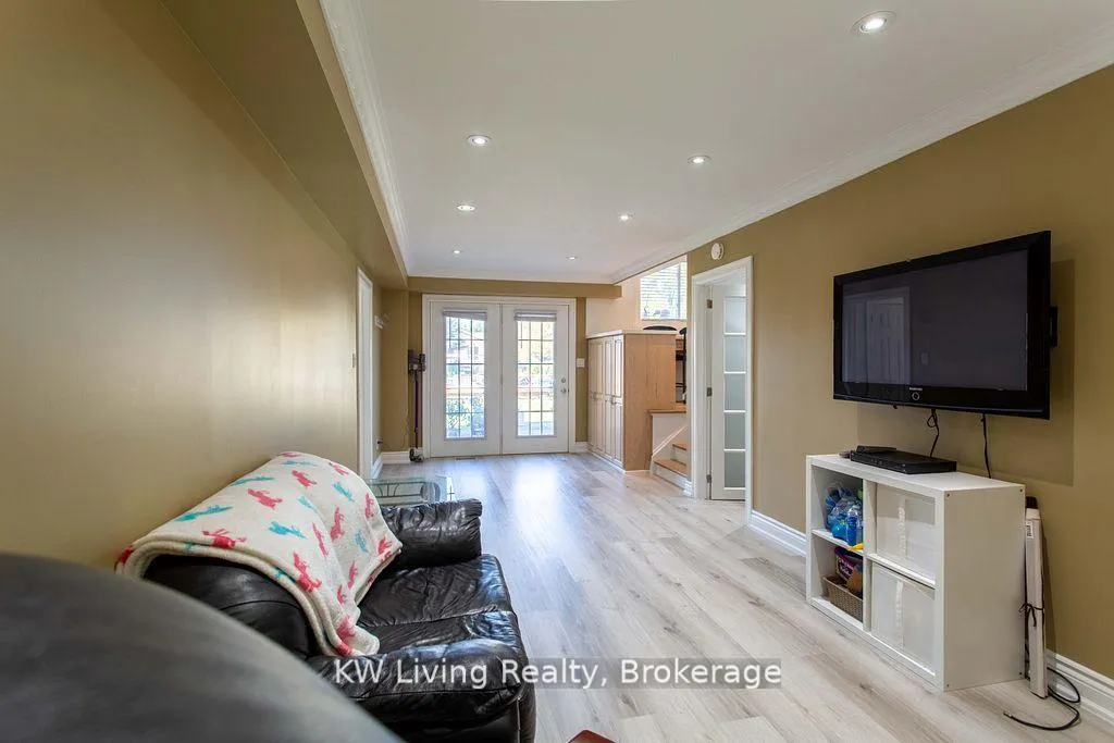 Photo 26 of 702 Lake Drive S, Georgina, Keswick South — HOMEH