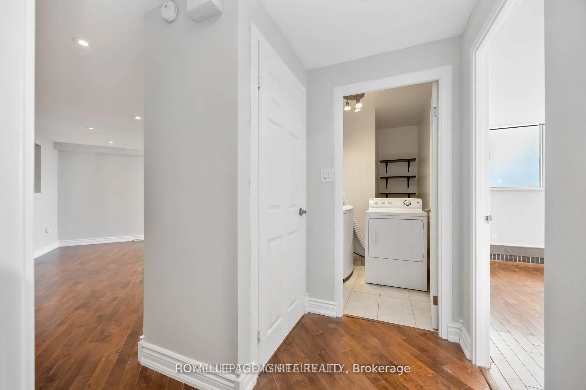 Photo 23 of Unit 1603, 330 Dixon Road, Etobicoke, Kingsview Village-The Westway — HOMEH