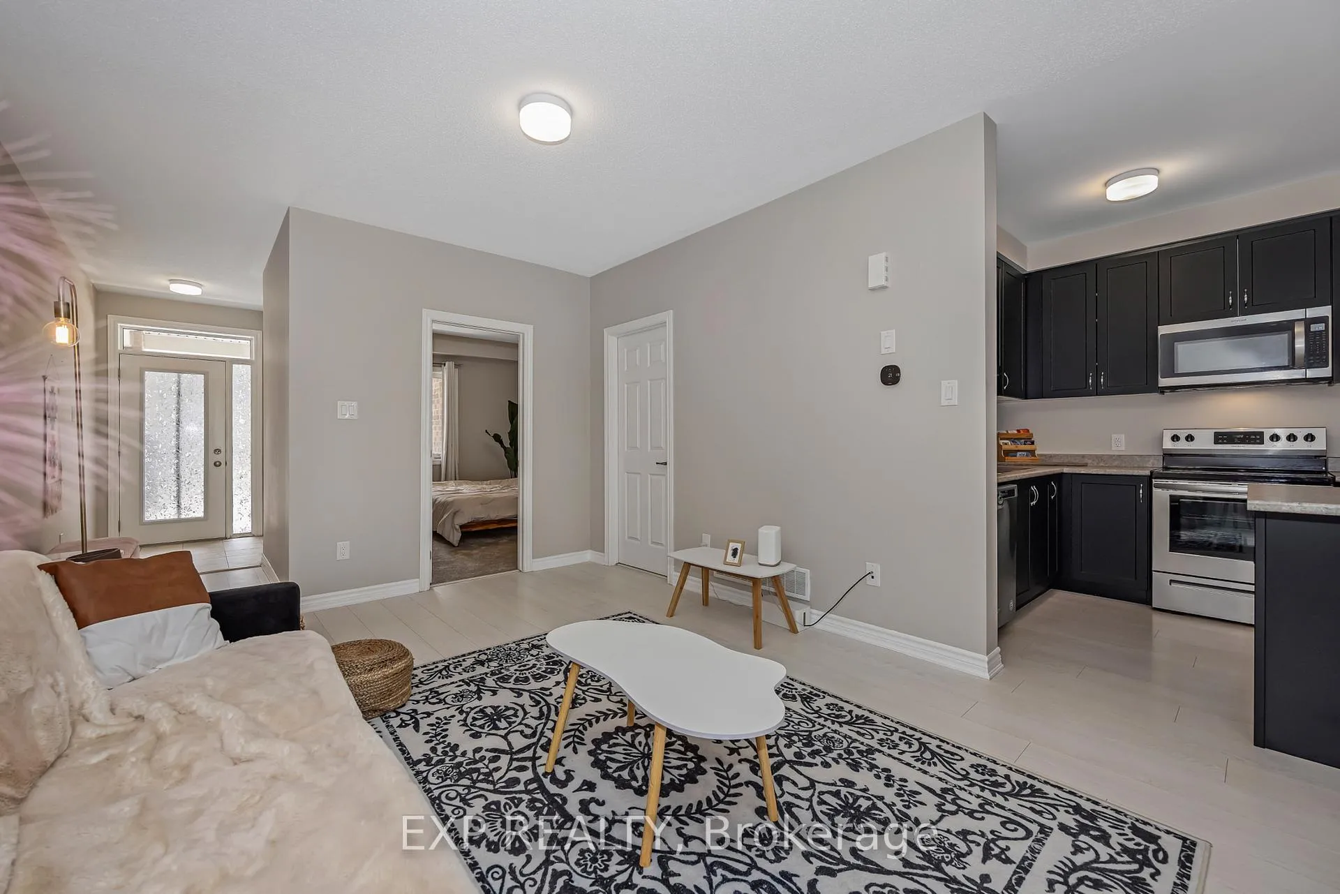 Photo 10 of 907 Nautilus Private, Ottawa, Kanata - Emerald Meadows/Trailwest — HOMEH