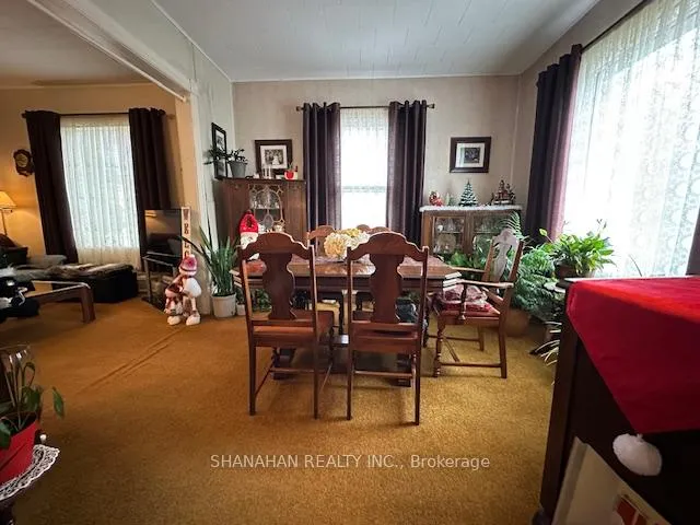 Photo 6 of 597 Simcoe Street, Warwick, Watford — HOMEH