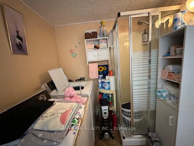 Photo 16 of 597 Simcoe Street, Warwick, Watford — HOMEH