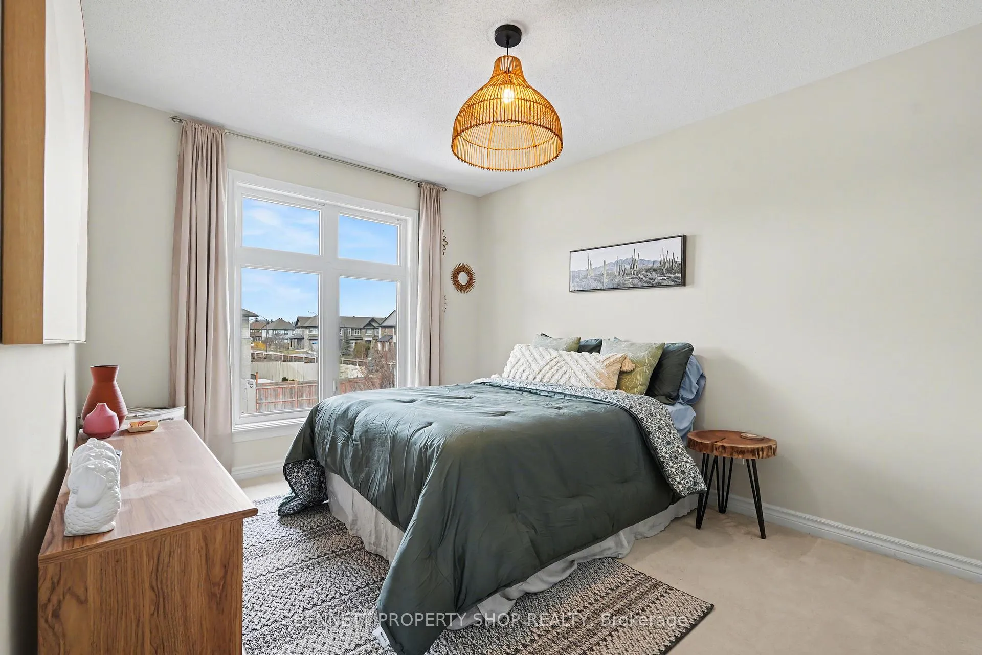 Photo 13 of 554 Stargazer Crescent, Ottawa, Riverside South/Gloucester Glen — HOMEH