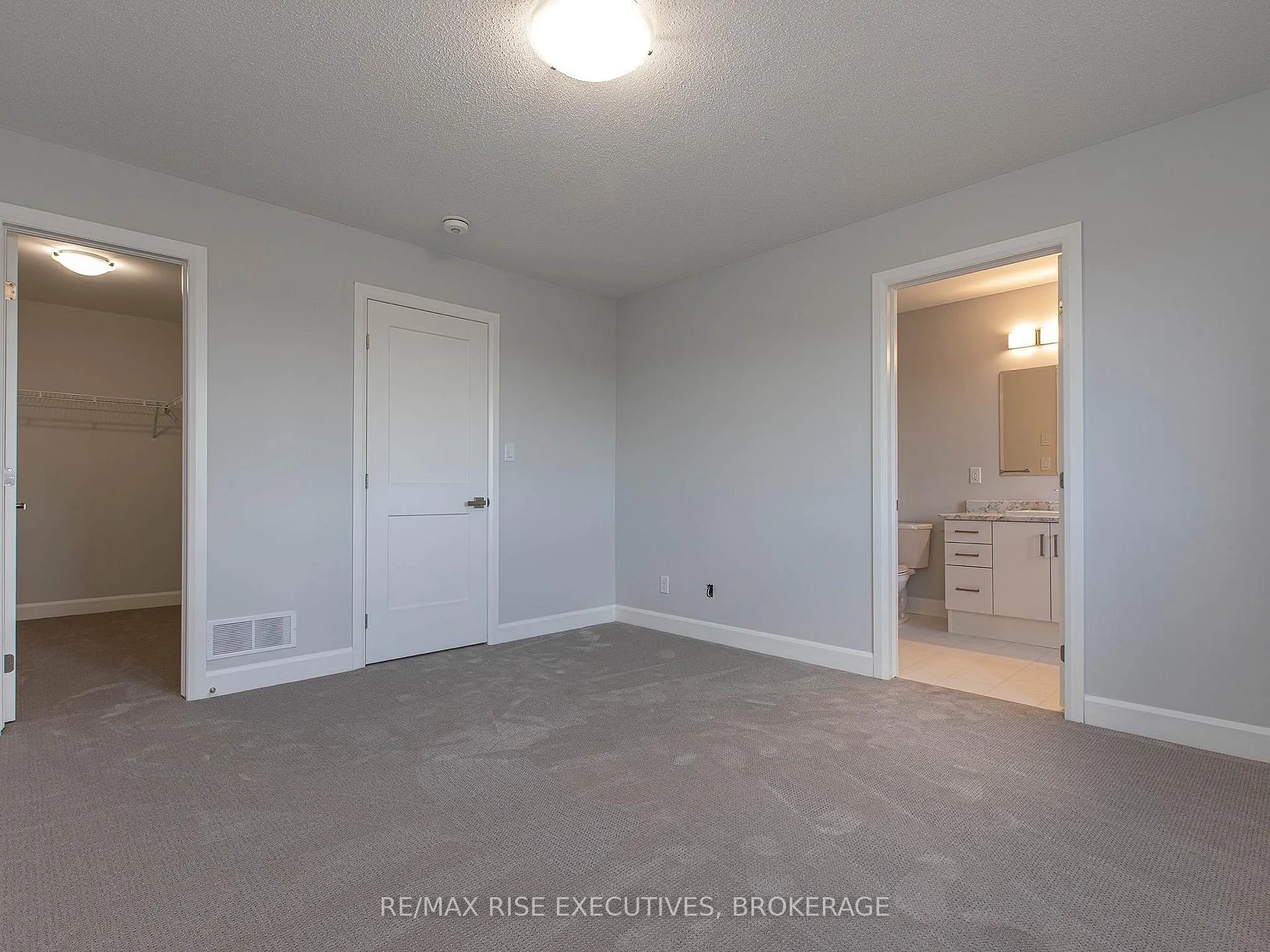 Photo 16 of 1201 Max Crescent, Kingston, City Northwest — HOMEH