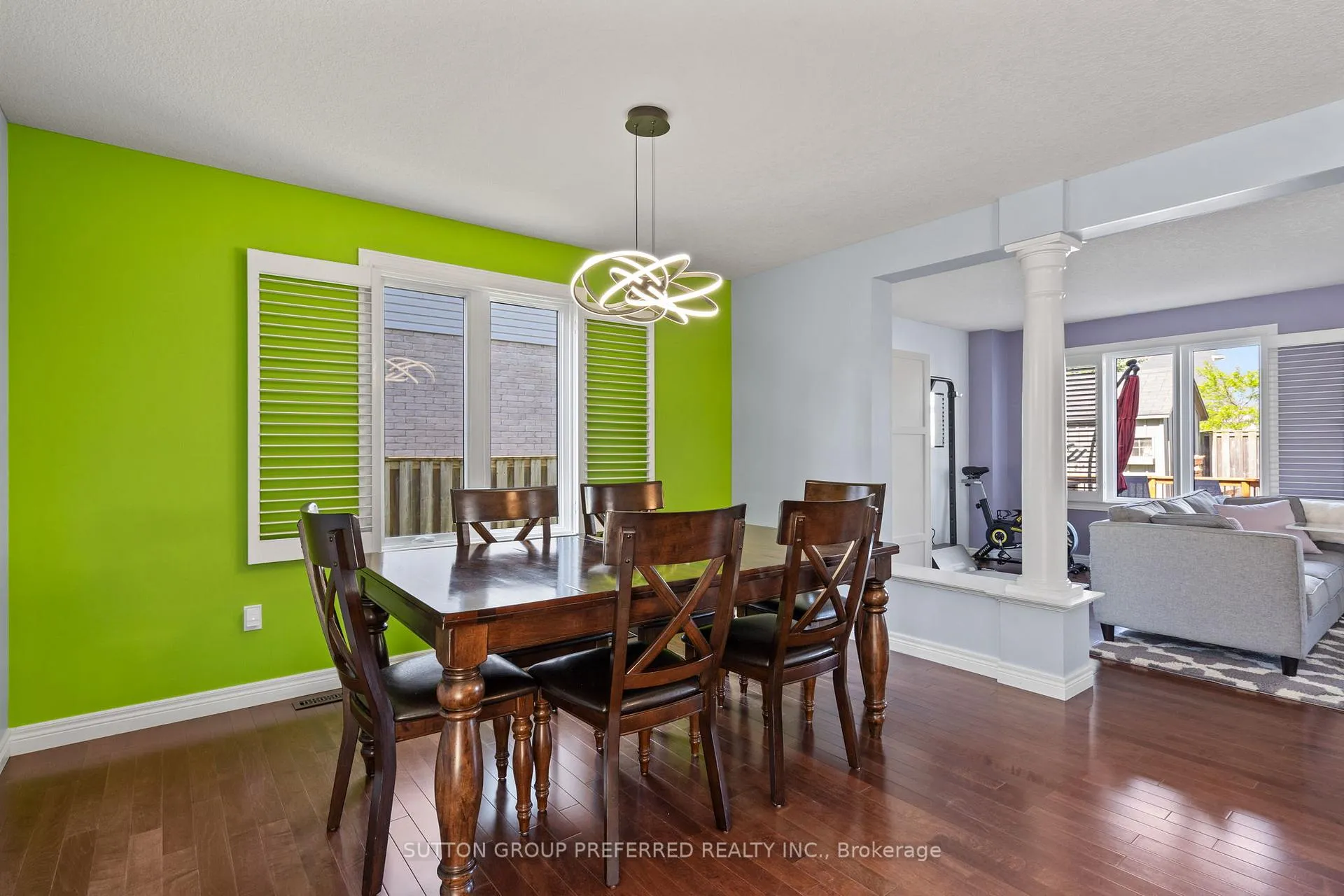 Photo 12 of 1076 Silverfox Drive, London, North S — HOMEH