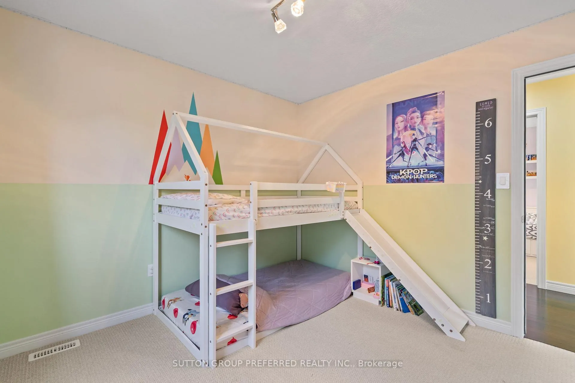 Photo 26 of 1076 Silverfox Drive, London, North S — HOMEH