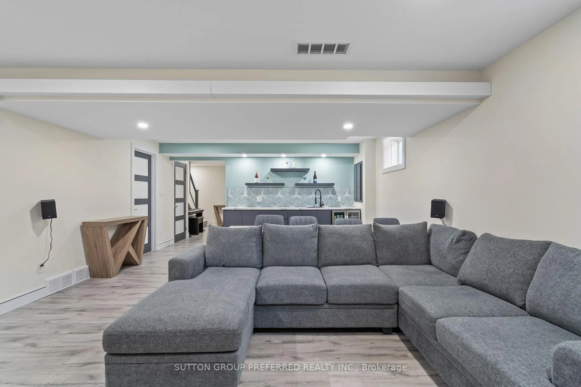Photo 33 of 1076 Silverfox Drive, London, North S — HOMEH