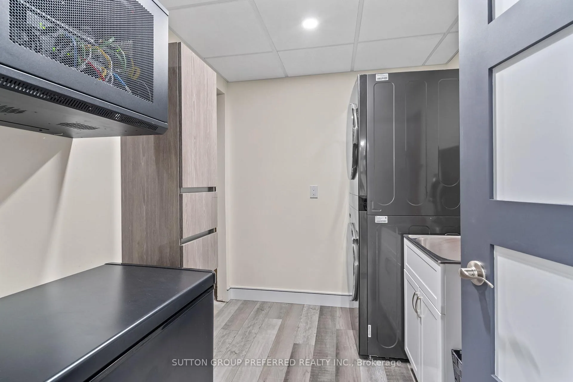 Photo 38 of 1076 Silverfox Drive, London, North S — HOMEH