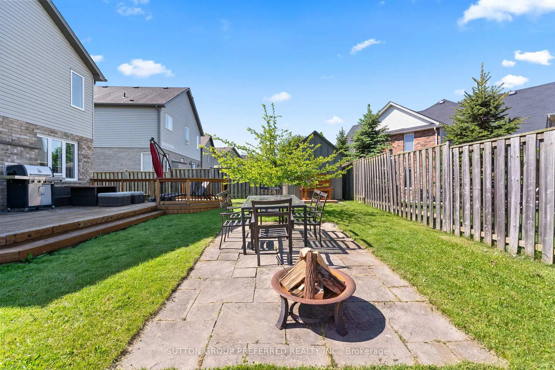 Photo 40 of 1076 Silverfox Drive, London, North S — HOMEH