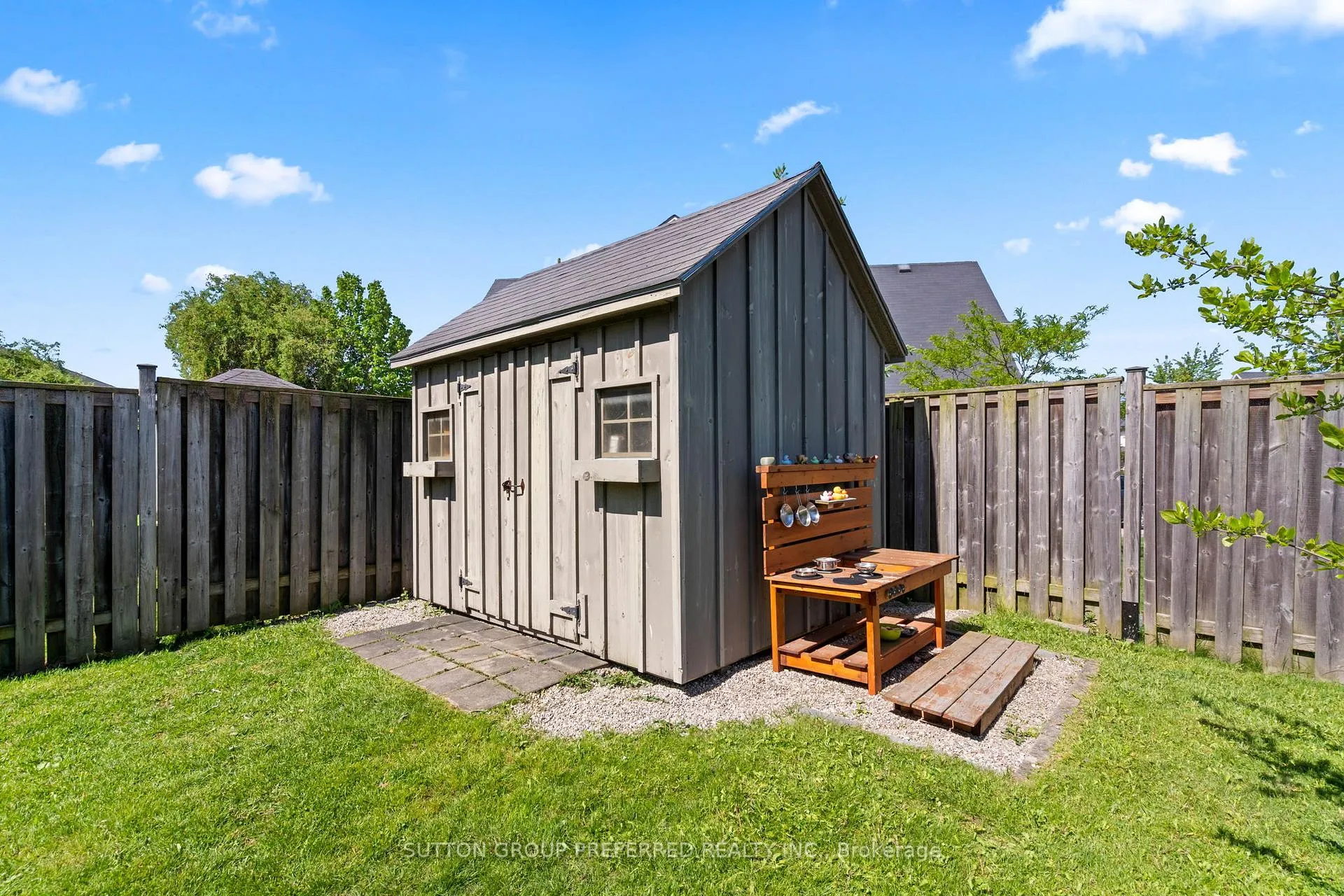 Photo 44 of 1076 Silverfox Drive, London, North S — HOMEH
