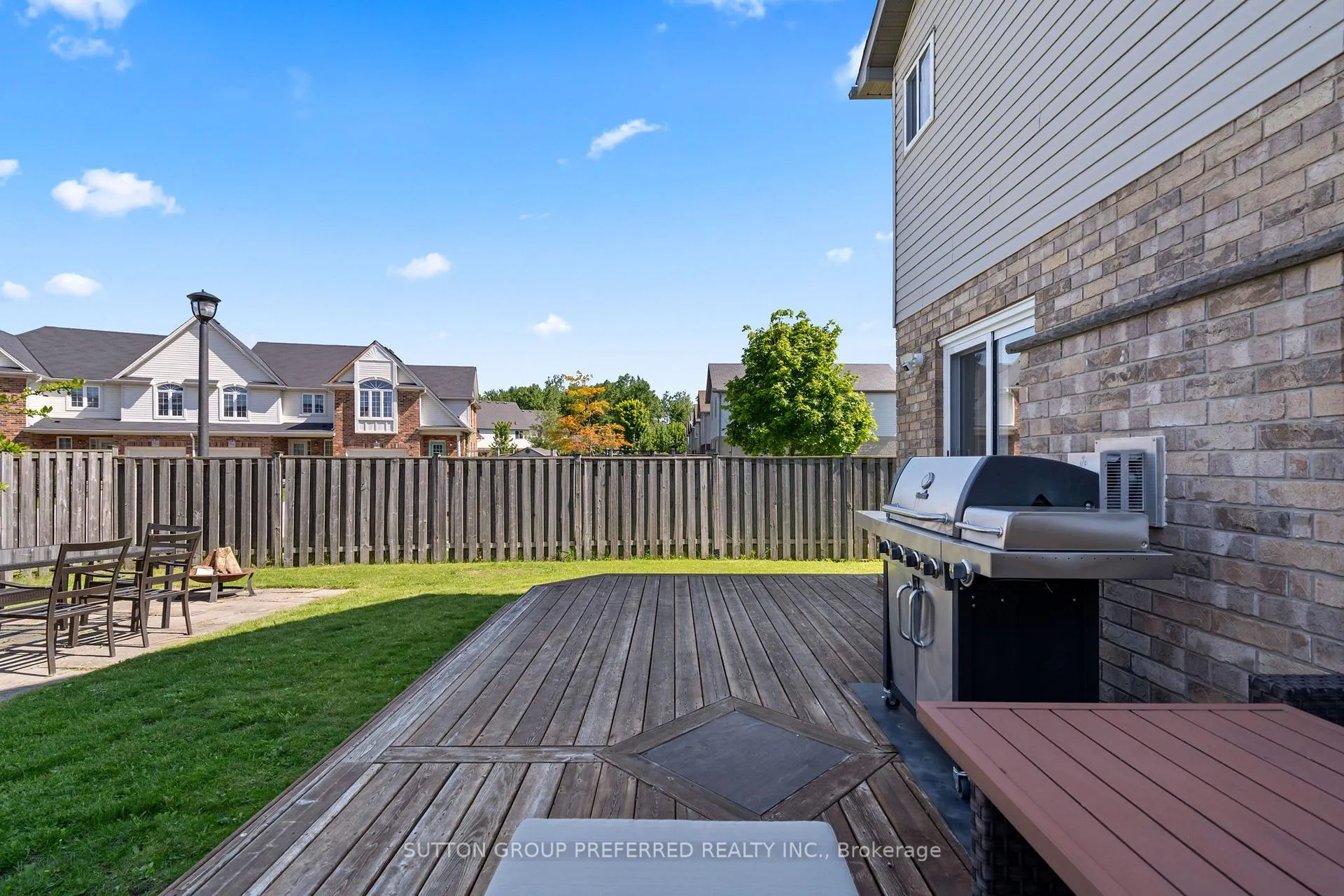 Photo 47 of 1076 Silverfox Drive, London, North S — HOMEH