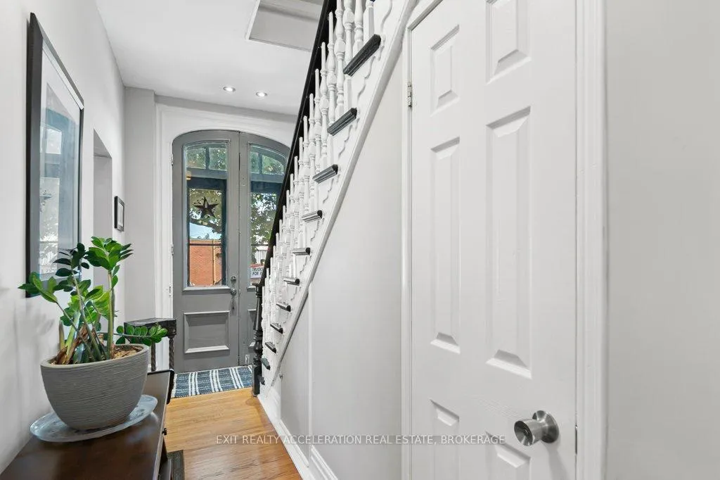 Photo 6 of 120 Adelphi Street, Greater Napanee — HOMEH
