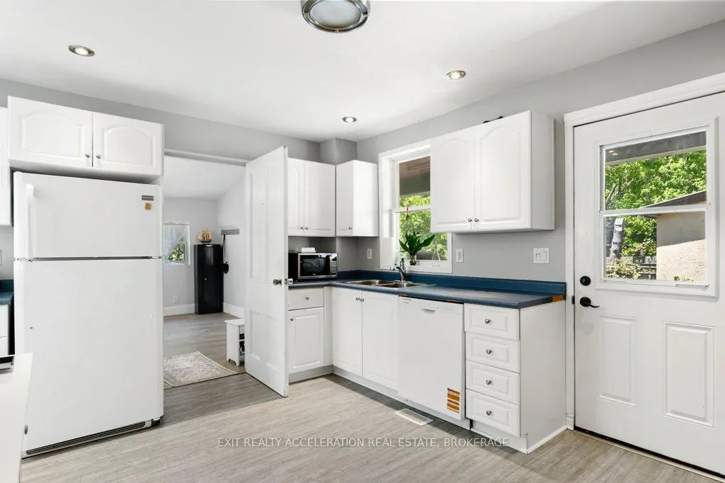 Photo 8 of 120 Adelphi Street, Greater Napanee — HOMEH