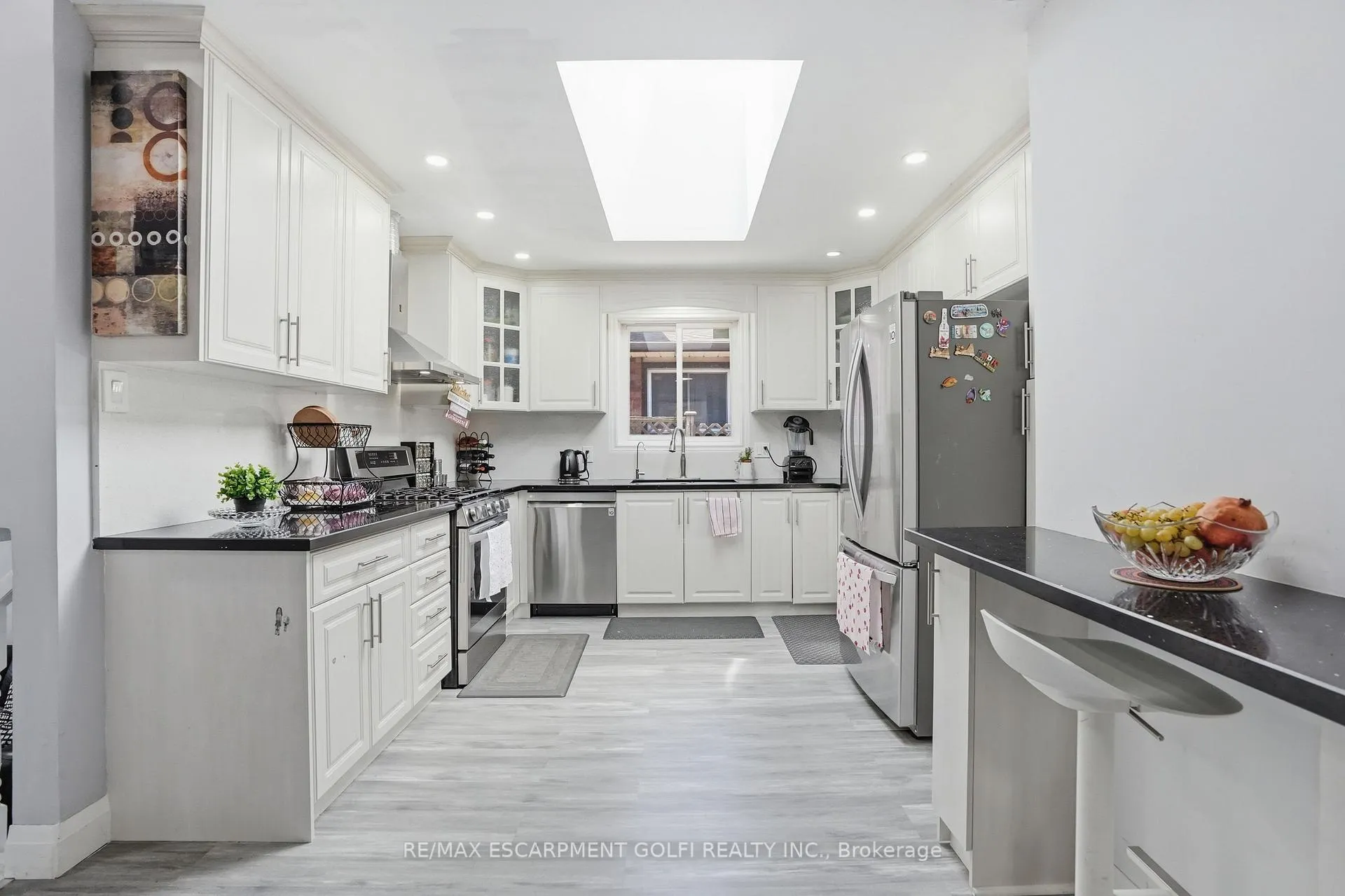 Photo 12 of 391 East 24th Street, Hamilton, Burkholme — HOMEH