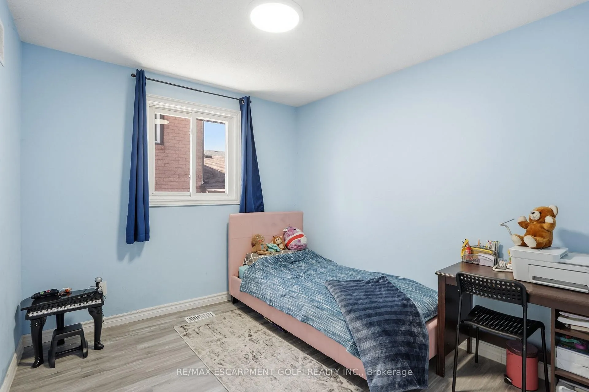 Photo 22 of 391 East 24th Street, Hamilton, Burkholme — HOMEH