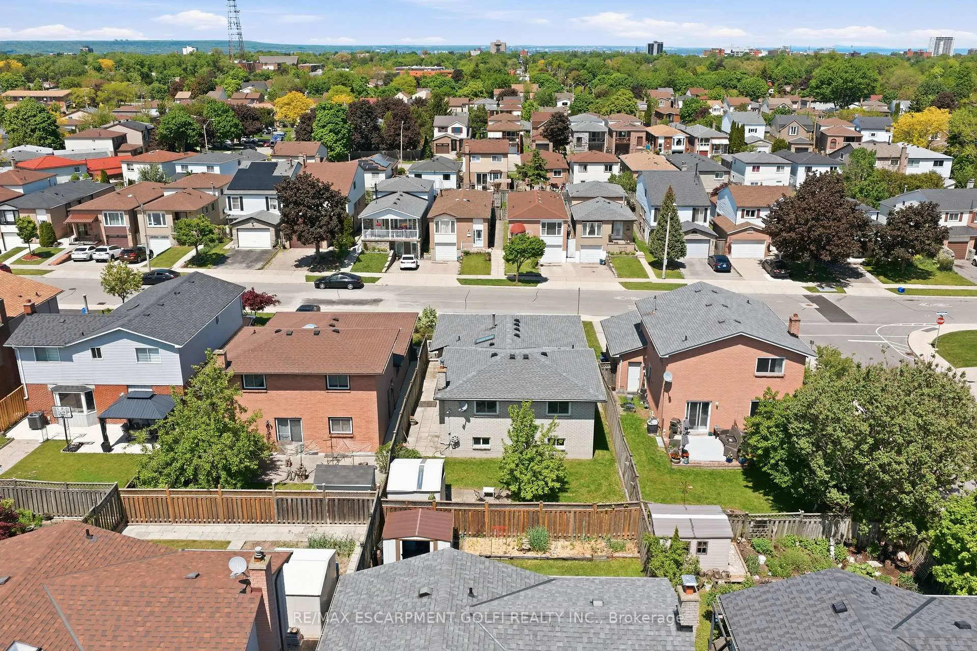 Photo 49 of 391 East 24th Street, Hamilton, Burkholme — HOMEH