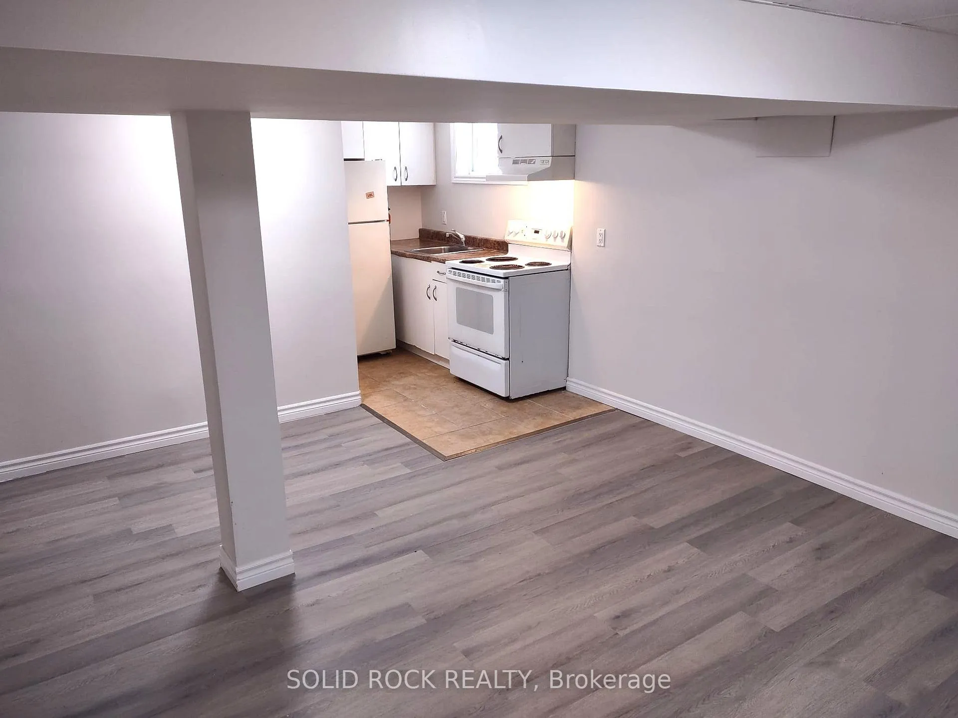 Photo 3 of Unit Unit #1A, 1254 Dorchester Avenue E, Ottawa, Carlington — HOMEH